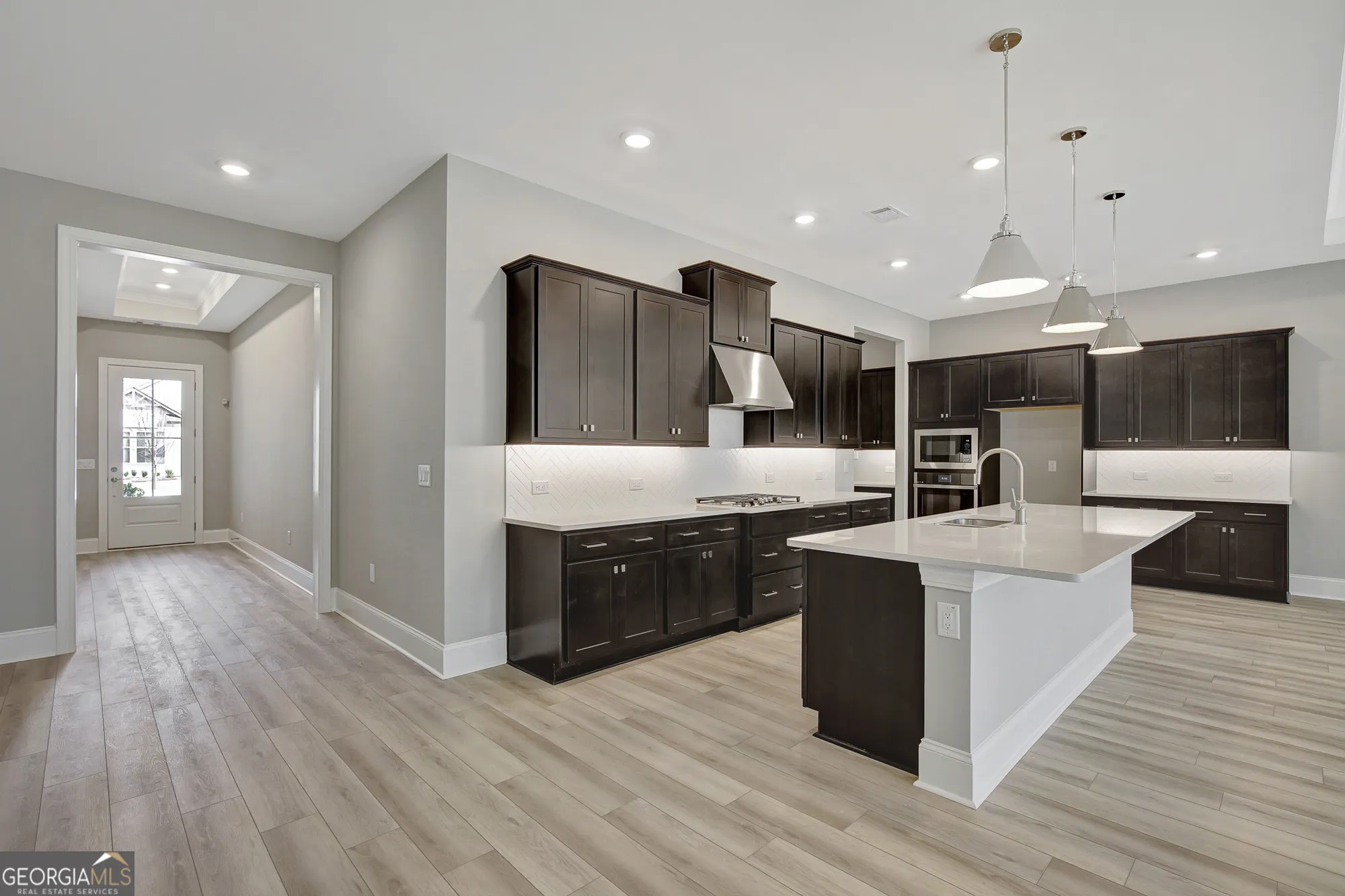 Property Slideshow image 6 of 49 | 42 club cresswind dr, Newnan, GA, 30263