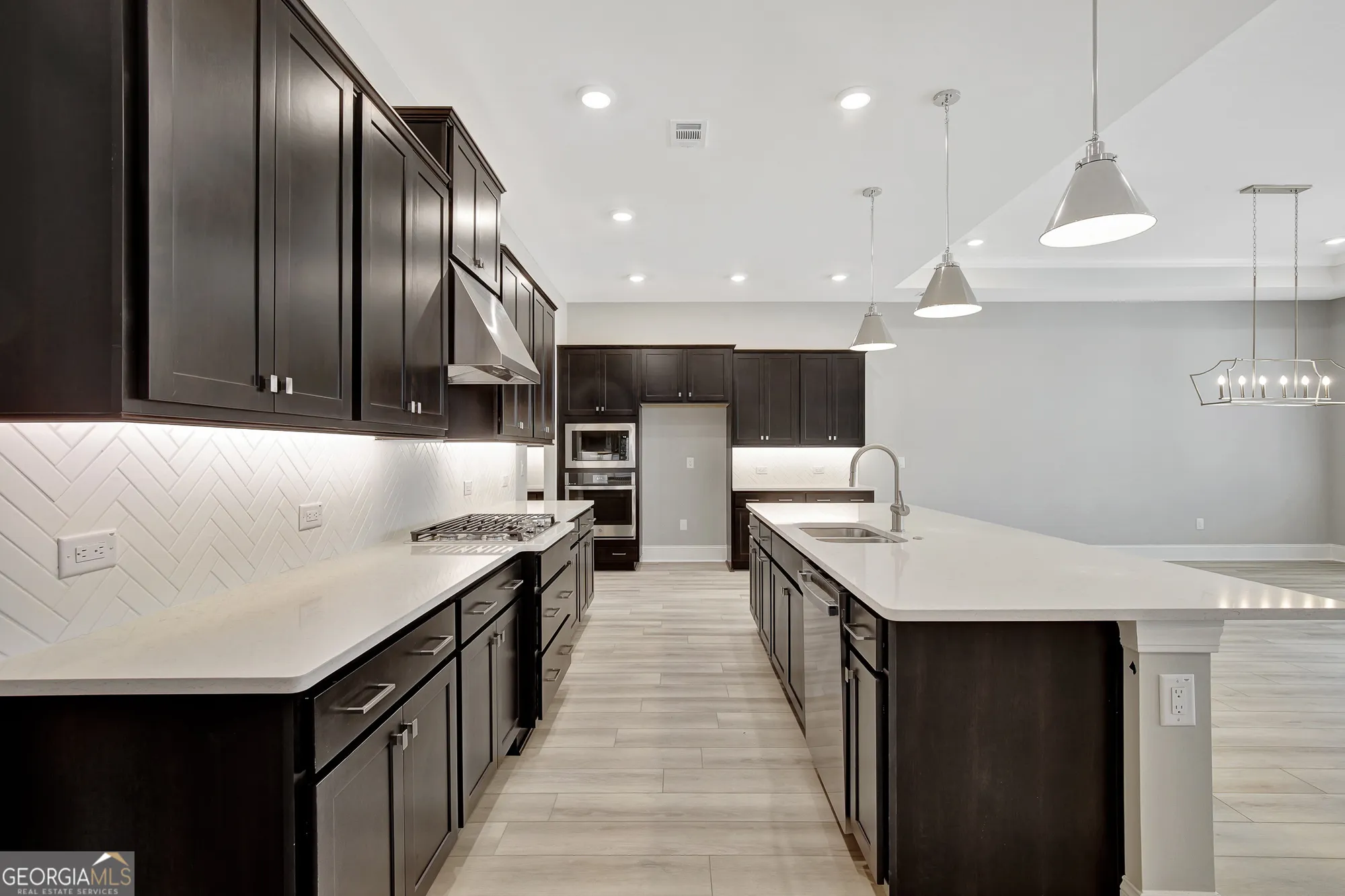 Property Slideshow image 3 of 49 | 42 club cresswind dr, Newnan, GA, 30263