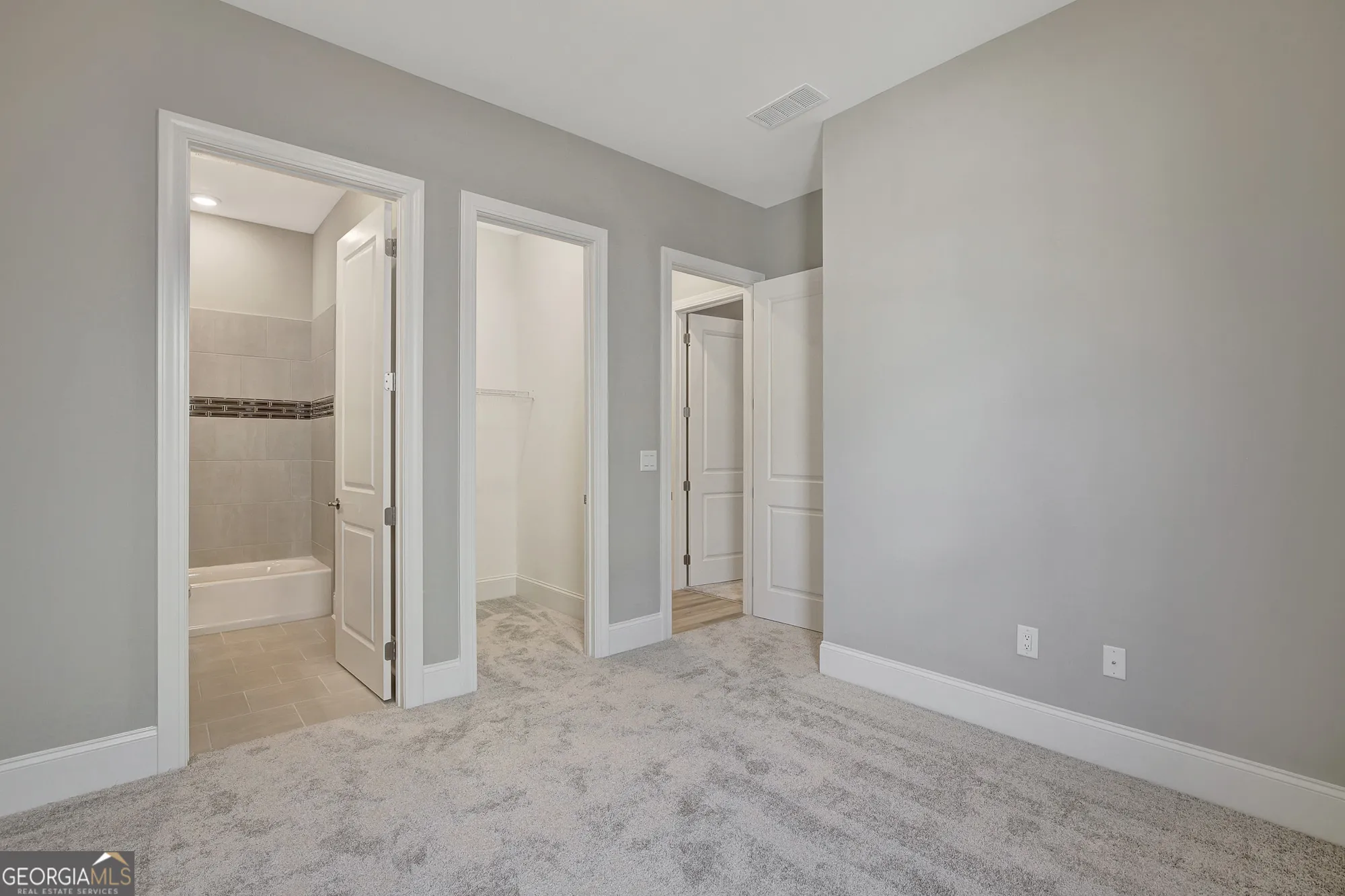 Property Slideshow image 36 of 49 | 42 club cresswind dr, Newnan, GA, 30263