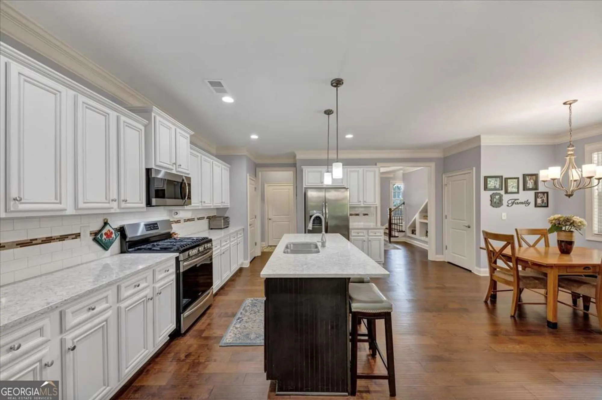 Property Slideshow image 13 of 44 | 2480 barrett preserve ct sw, Marietta, GA, 30064