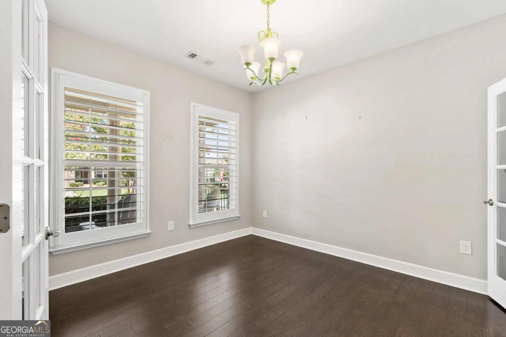 Property Slideshow image 8 of 48 | 754 firefly ct, Griffin, GA, 30223