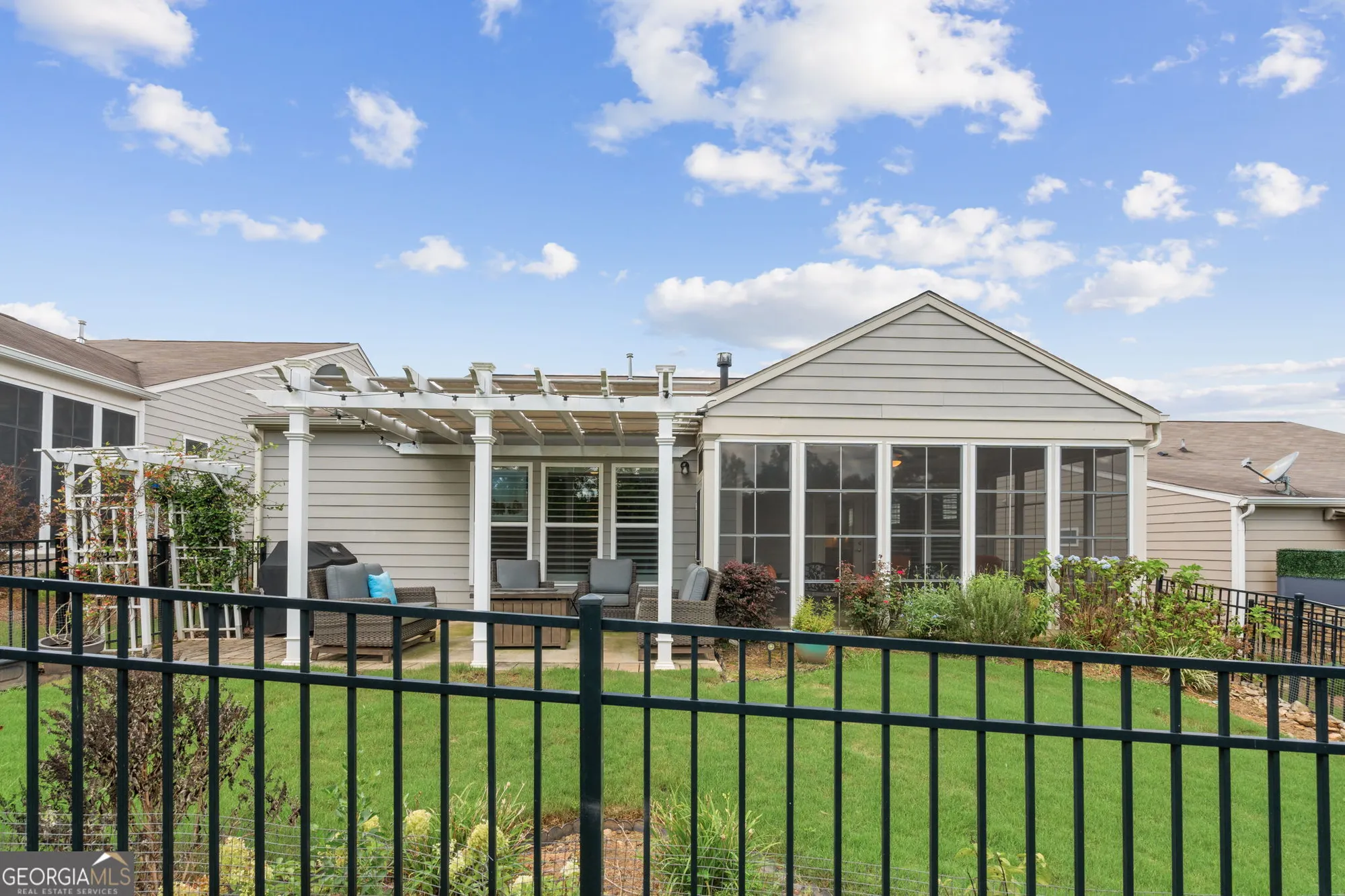 Property Slideshow image 38 of 48 | 754 firefly ct, Griffin, GA, 30223