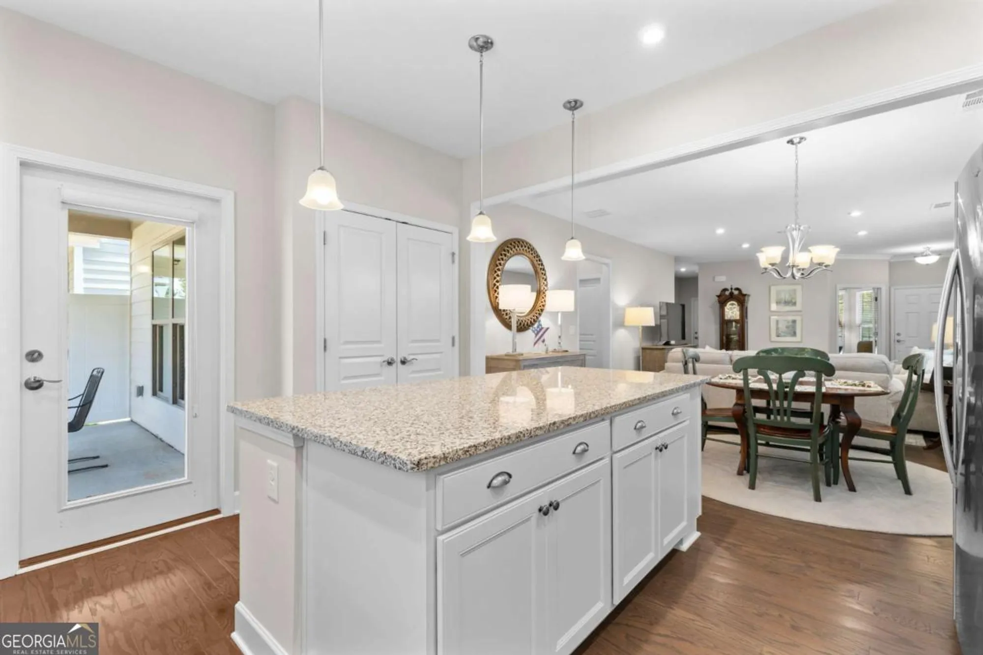 Property Slideshow image 11 of 37 | 5627 maple bluff way, Hoschton, GA, 30548