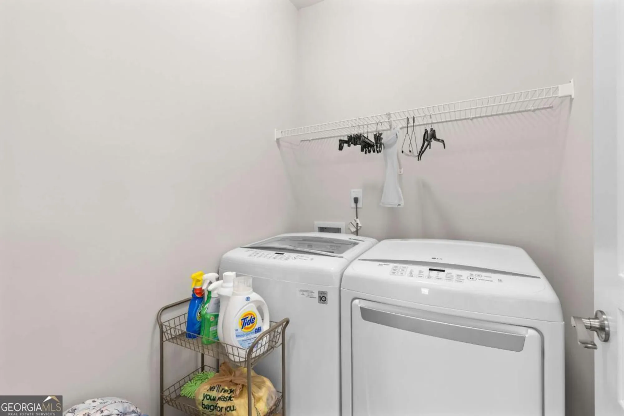 Property Slideshow image 19 of 37 | 5627 maple bluff way, Hoschton, GA, 30548