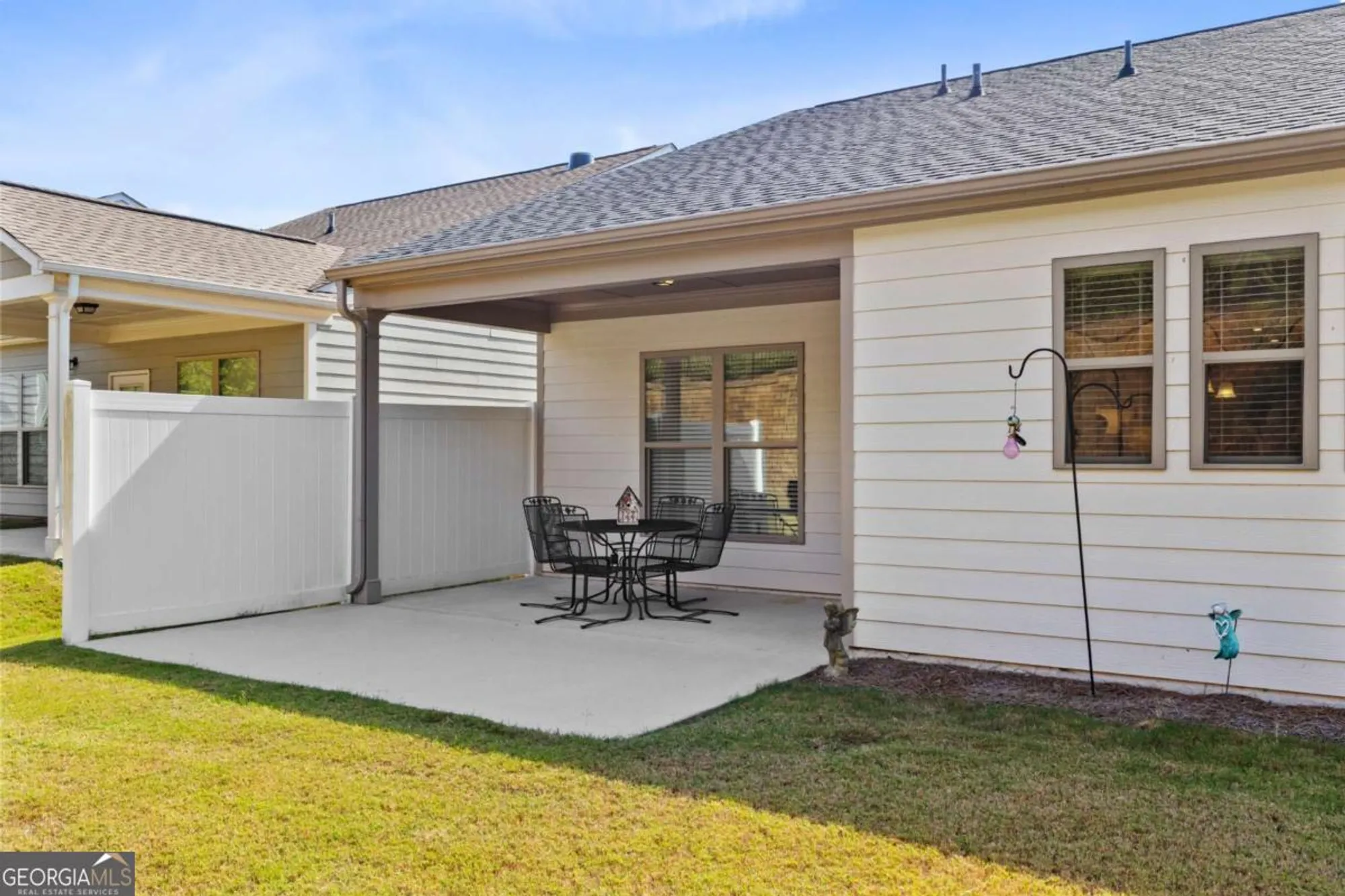 Property Slideshow image 25 of 37 | 5627 maple bluff way, Hoschton, GA, 30548