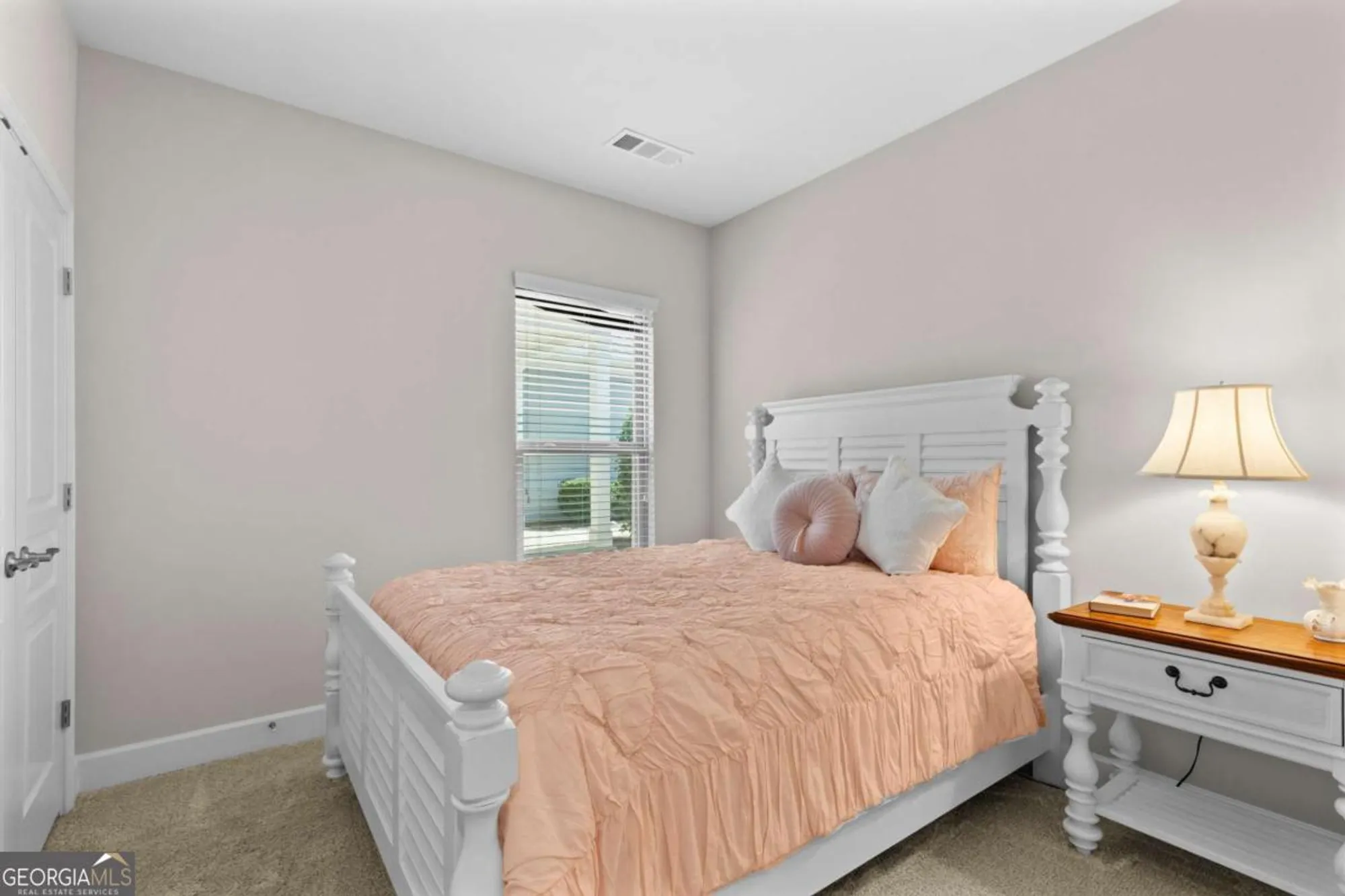 Property Slideshow image 20 of 37 | 5627 maple bluff way, Hoschton, GA, 30548