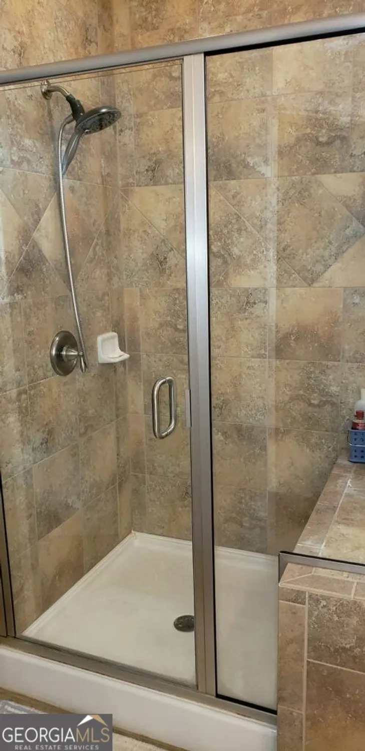 Property Slideshow image 12 of 18 | 800 firefly ct, Griffin, GA, 30223