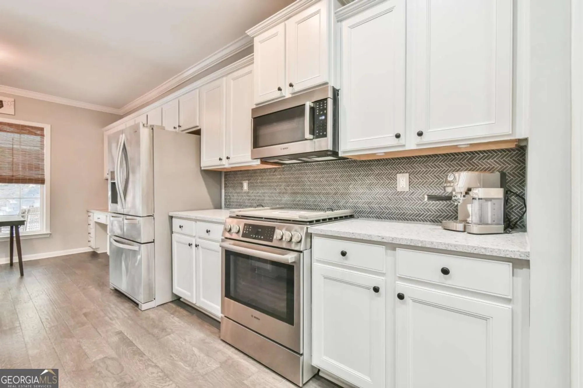 Property Slideshow image 19 of 30 | 5960 chimney rock dr, Hoschton, GA, 30548