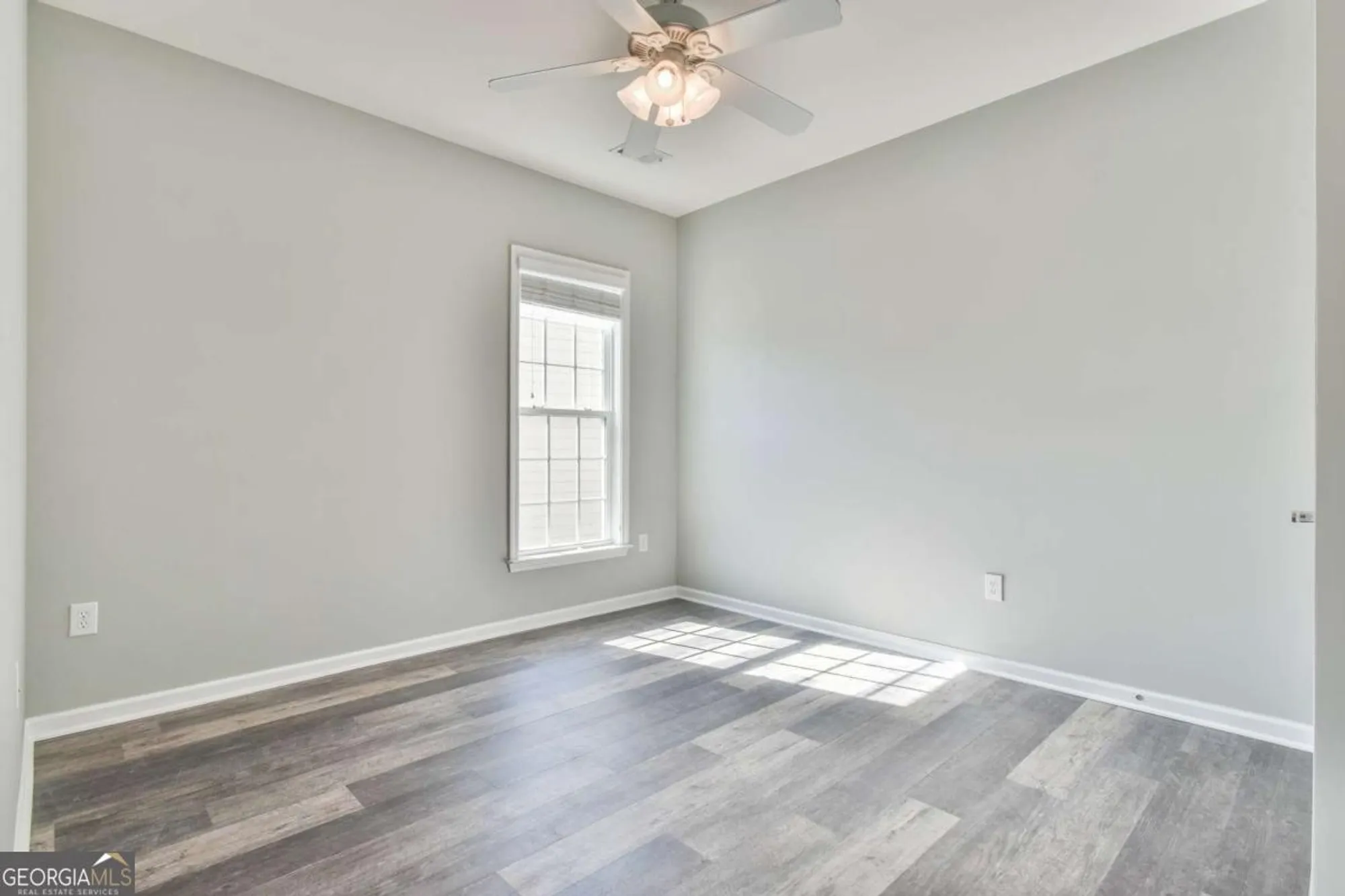 Property Slideshow image 9 of 30 | 5960 chimney rock dr, Hoschton, GA, 30548