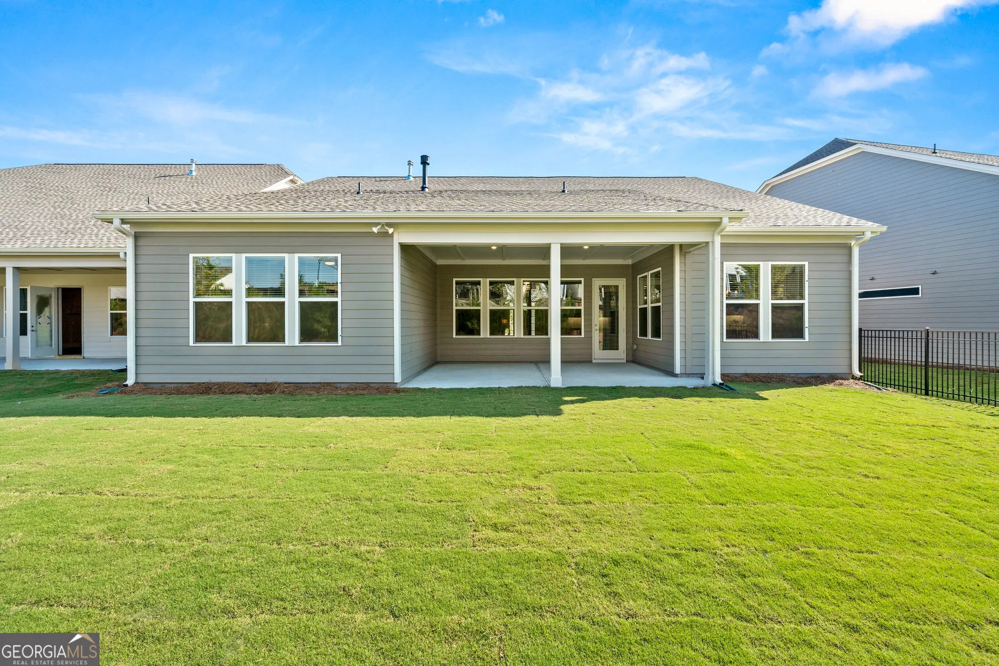 Property Slideshow image 35 of 43 | 68 ballyfin way, Newnan, GA, 30263