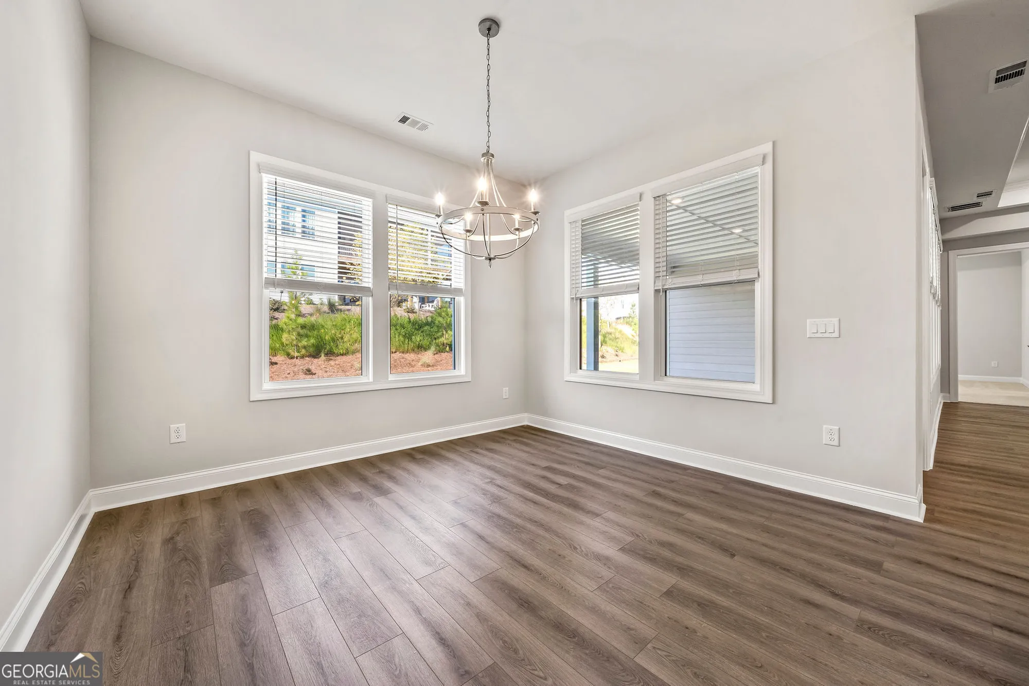 Property Slideshow image 20 of 43 | 68 ballyfin way, Newnan, GA, 30263