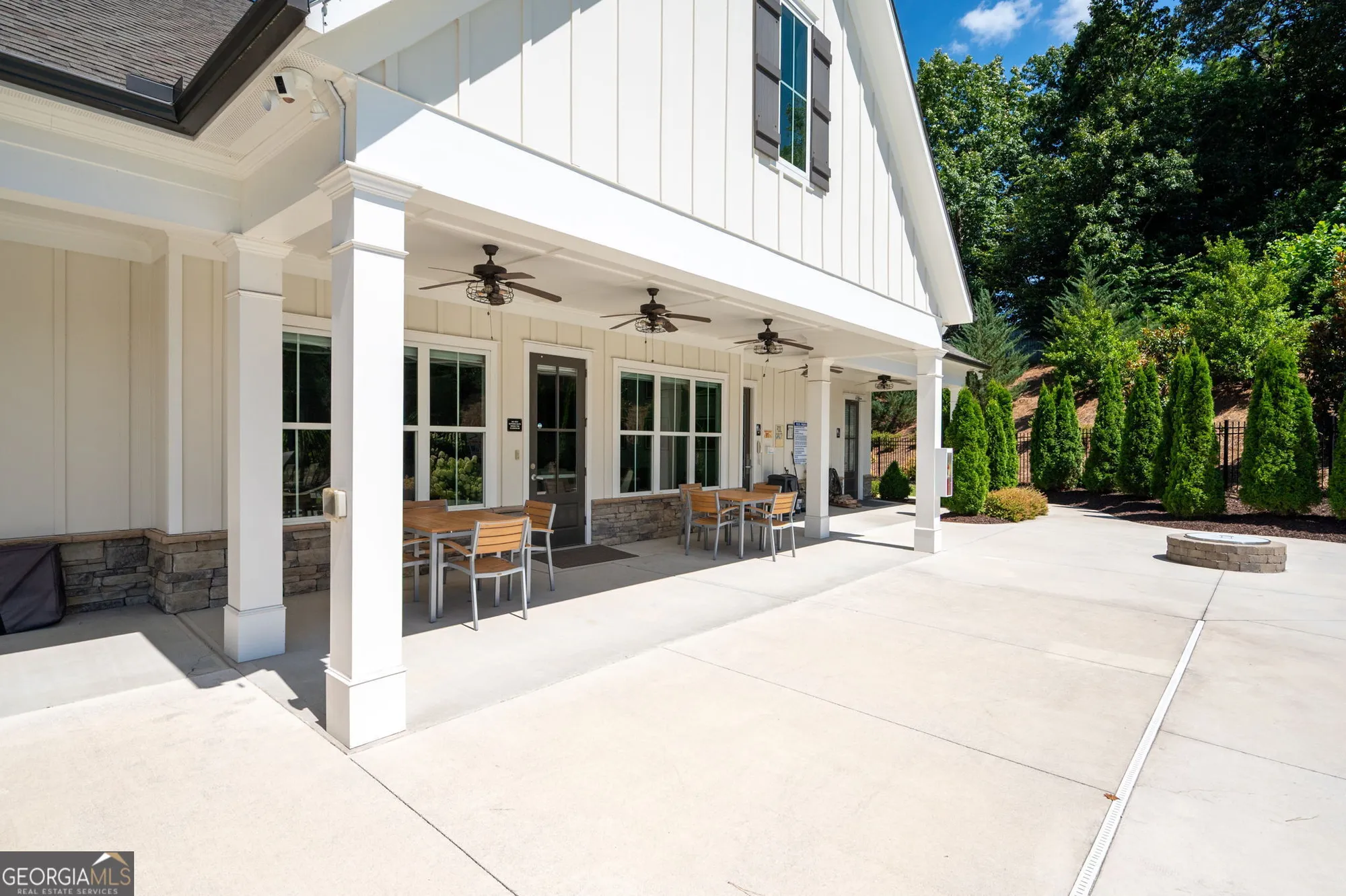 Property Slideshow image 42 of 51 | 5105 dillingham dr nw, Acworth, GA, 30101