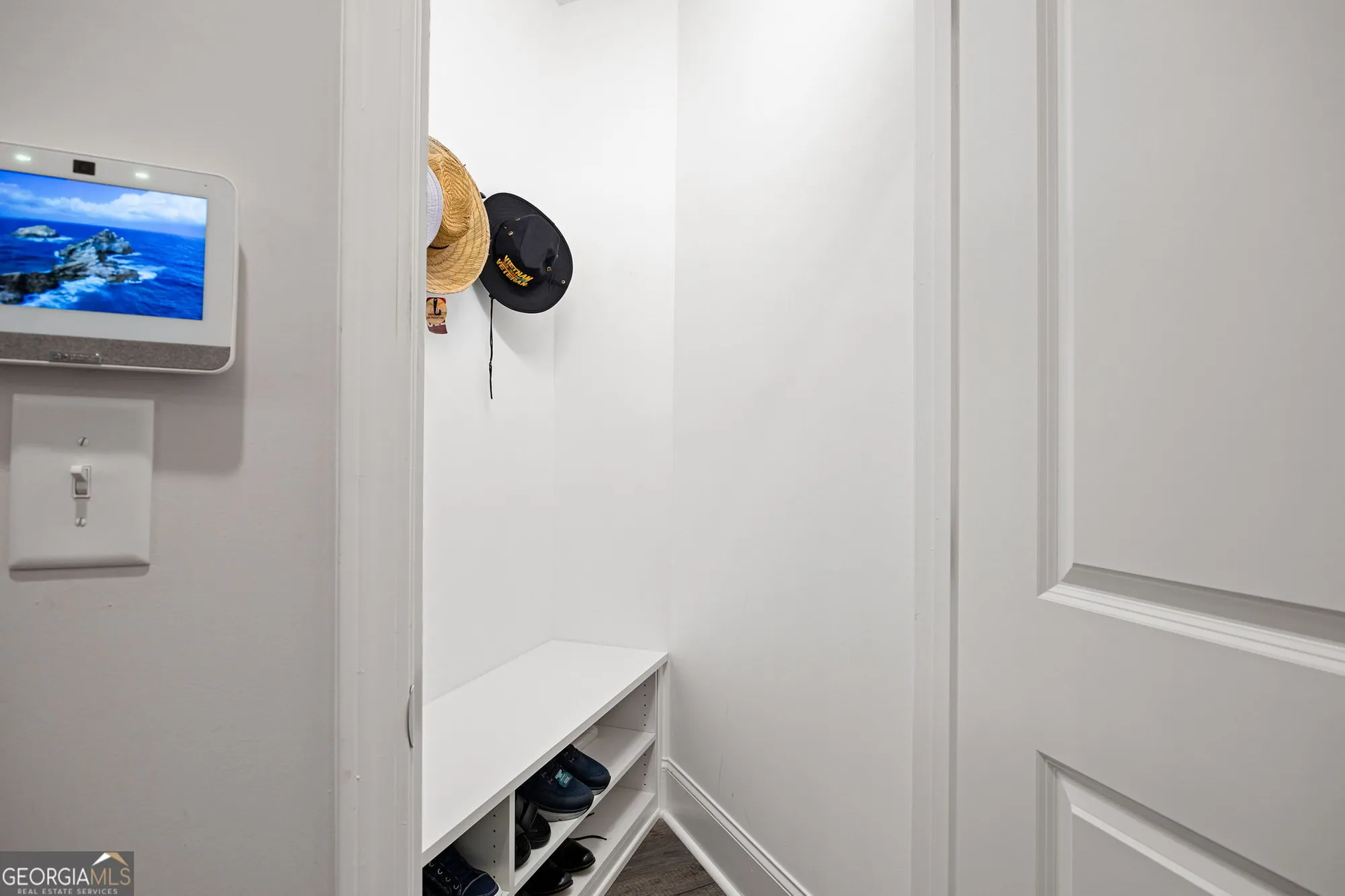 Property Slideshow image 17 of 51 | 5105 dillingham dr nw, Acworth, GA, 30101