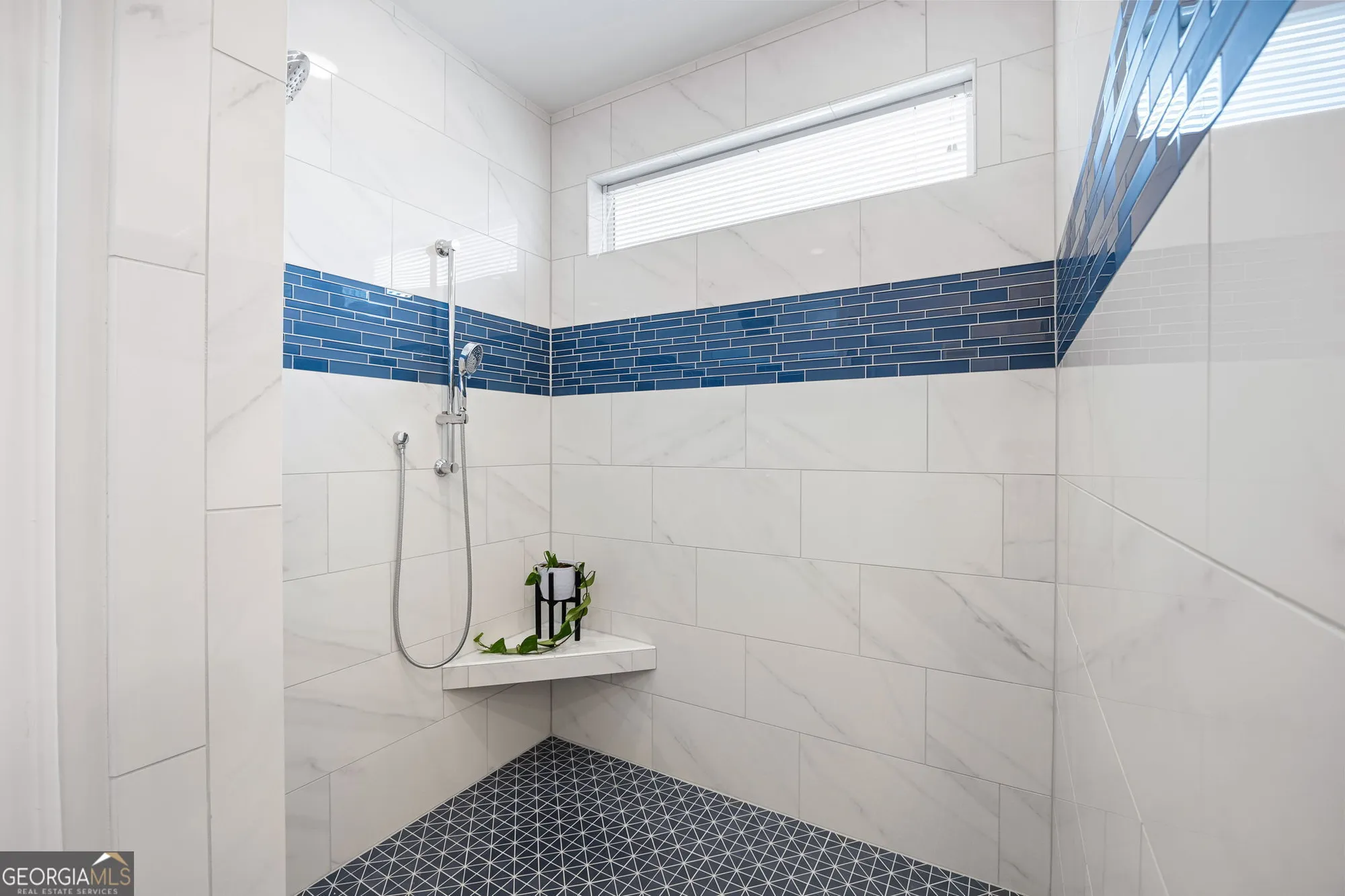 Property Slideshow image 26 of 51 | 5105 dillingham dr nw, Acworth, GA, 30101