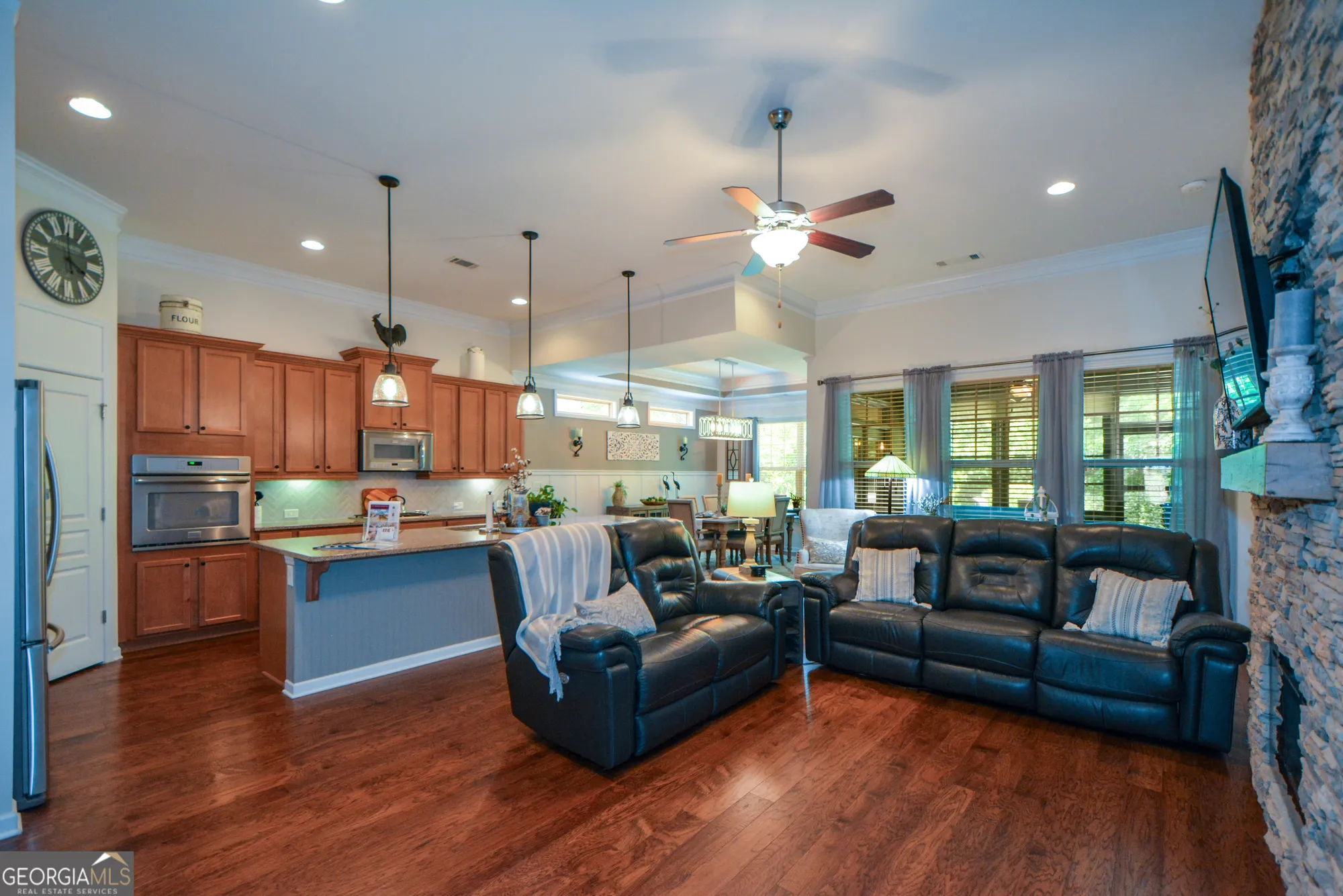 Property Slideshow image 22 of 91 | 505 appalachian woods dr, Canton, GA, 30114