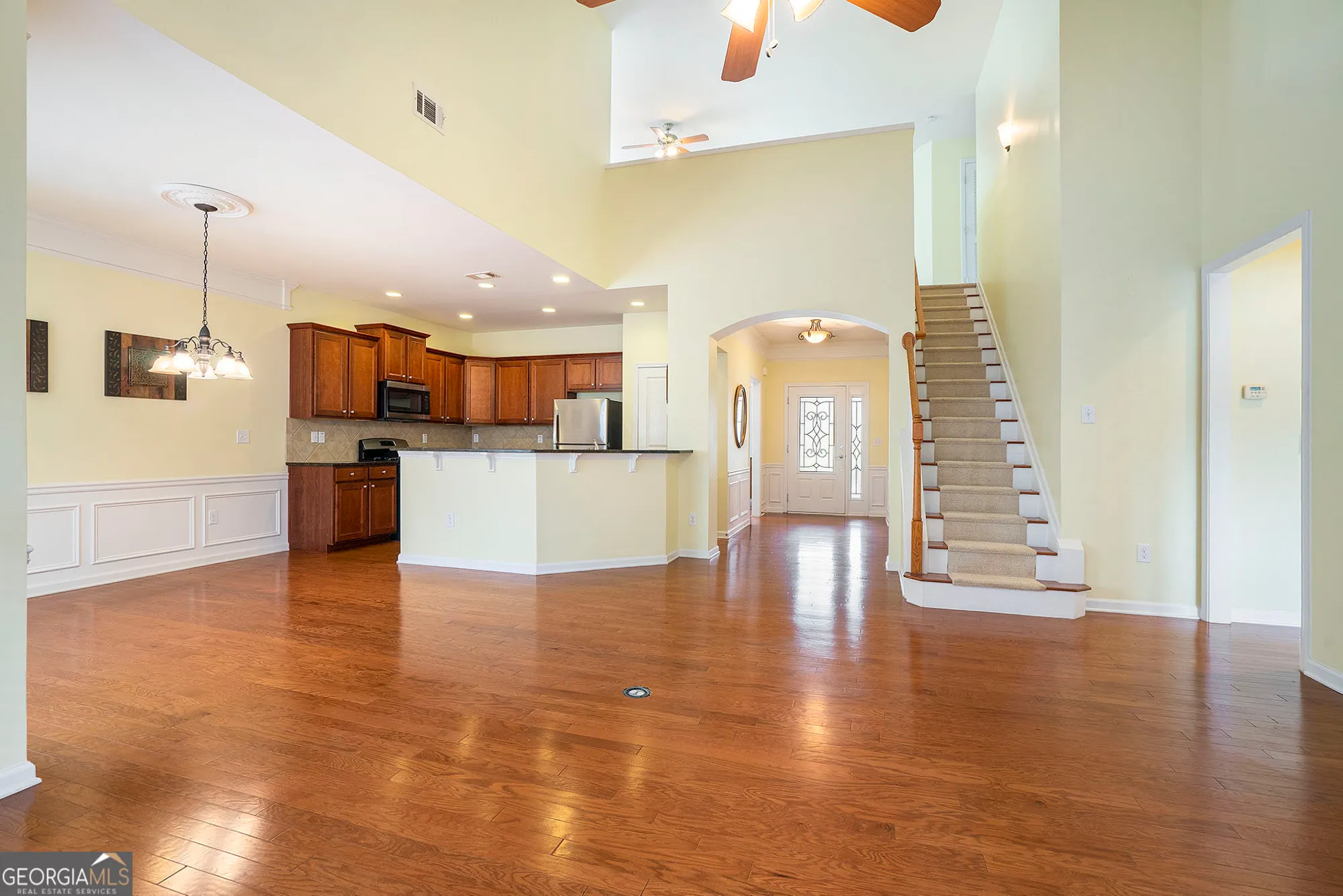 Property Slideshow image 14 of 49 | 6503 grove park dr, Hoschton, GA, 30548