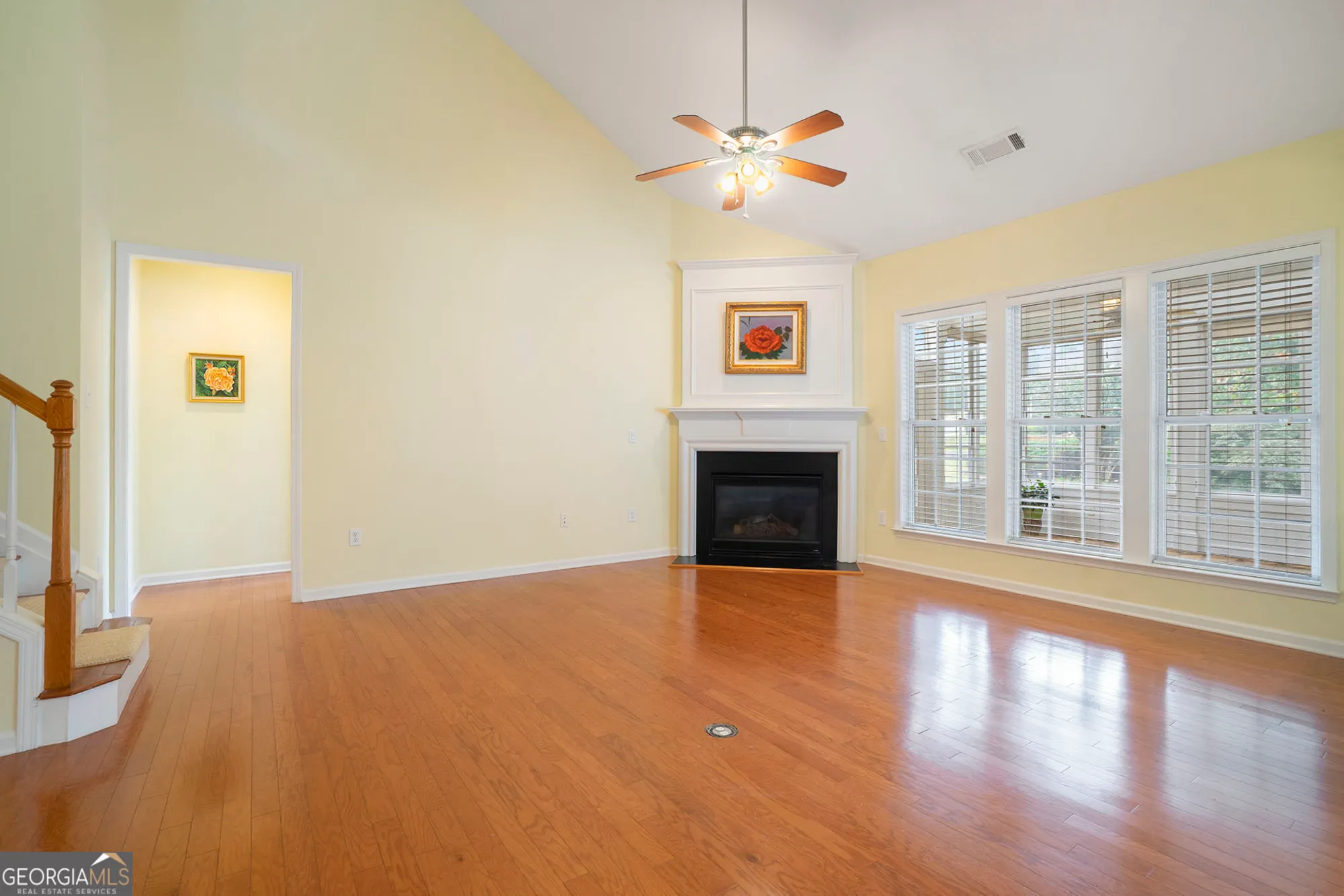 Property Slideshow image 13 of 49 | 6503 grove park dr, Hoschton, GA, 30548