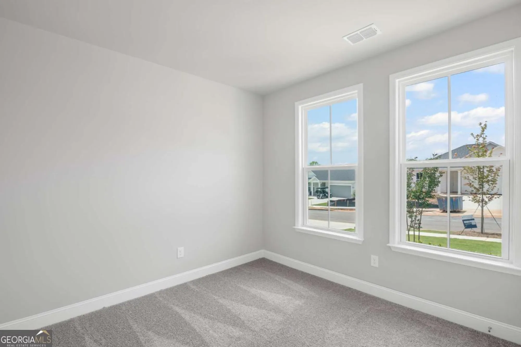 Property Slideshow image 4 of 30 | 1134 leconte ct, Griffin, GA, 30223