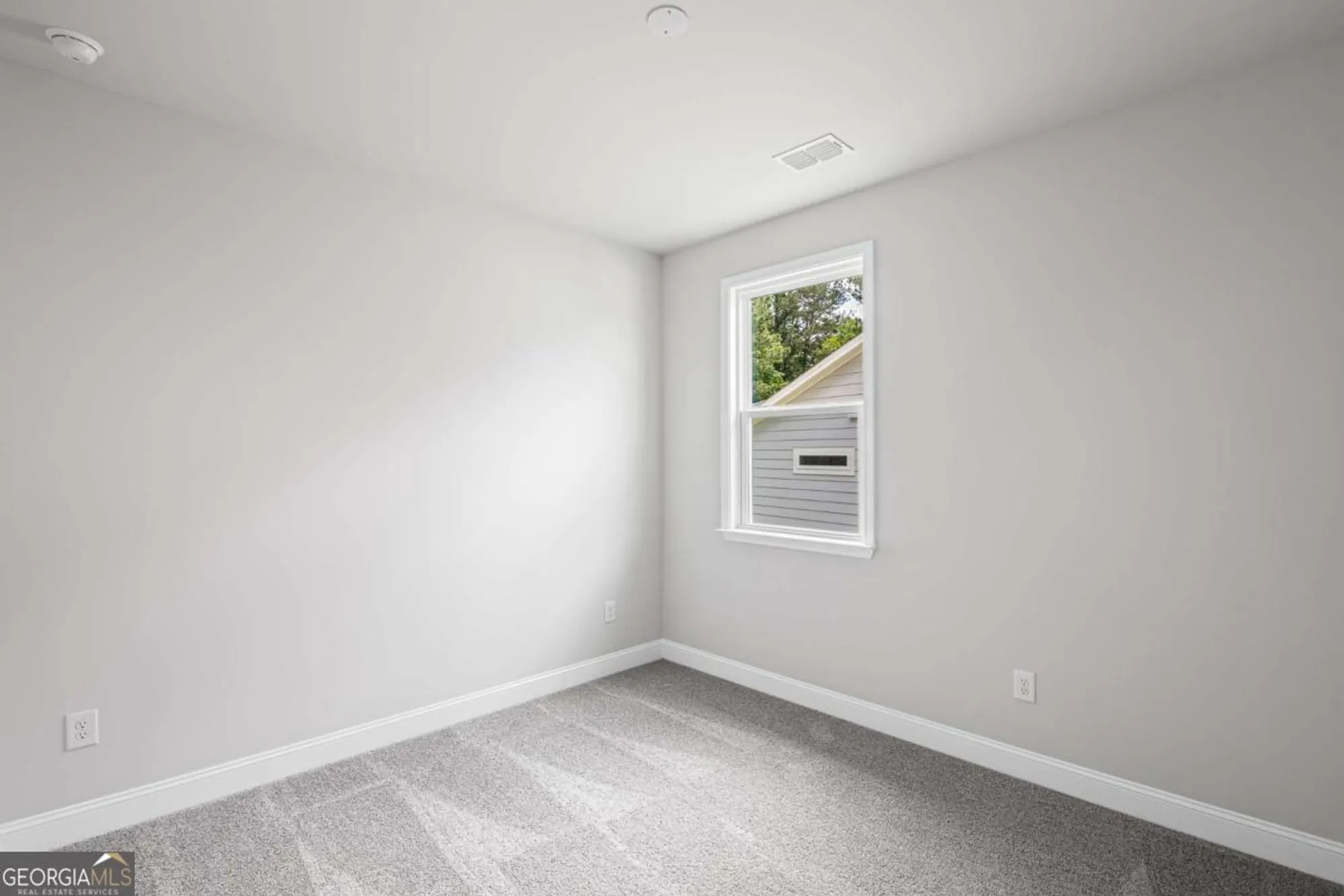 Property Slideshow image 13 of 30 | 1134 leconte ct, Griffin, GA, 30223