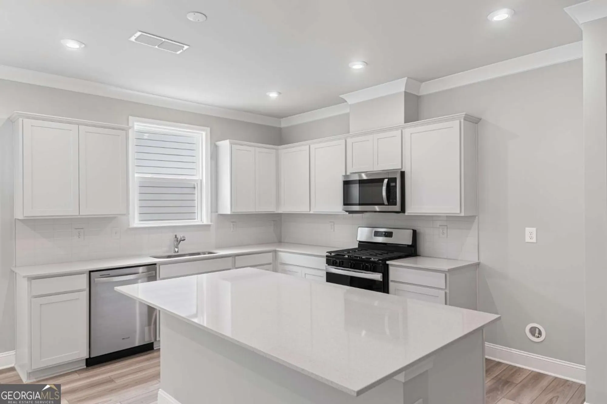 Property Slideshow image 9 of 30 | 1134 leconte ct, Griffin, GA, 30223