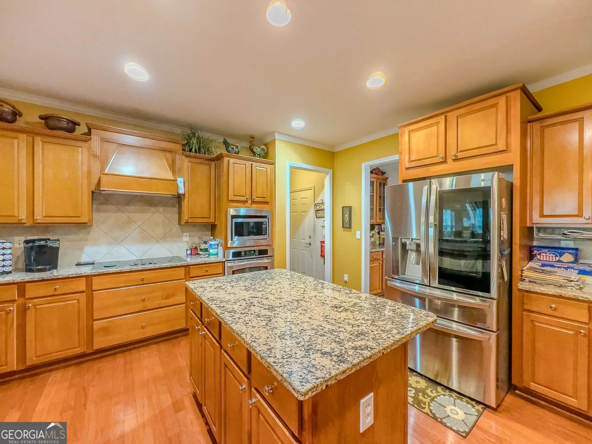 Property Slideshow image 10 of 46 | 6416 hickory springs cir, Hoschton, GA, 30548