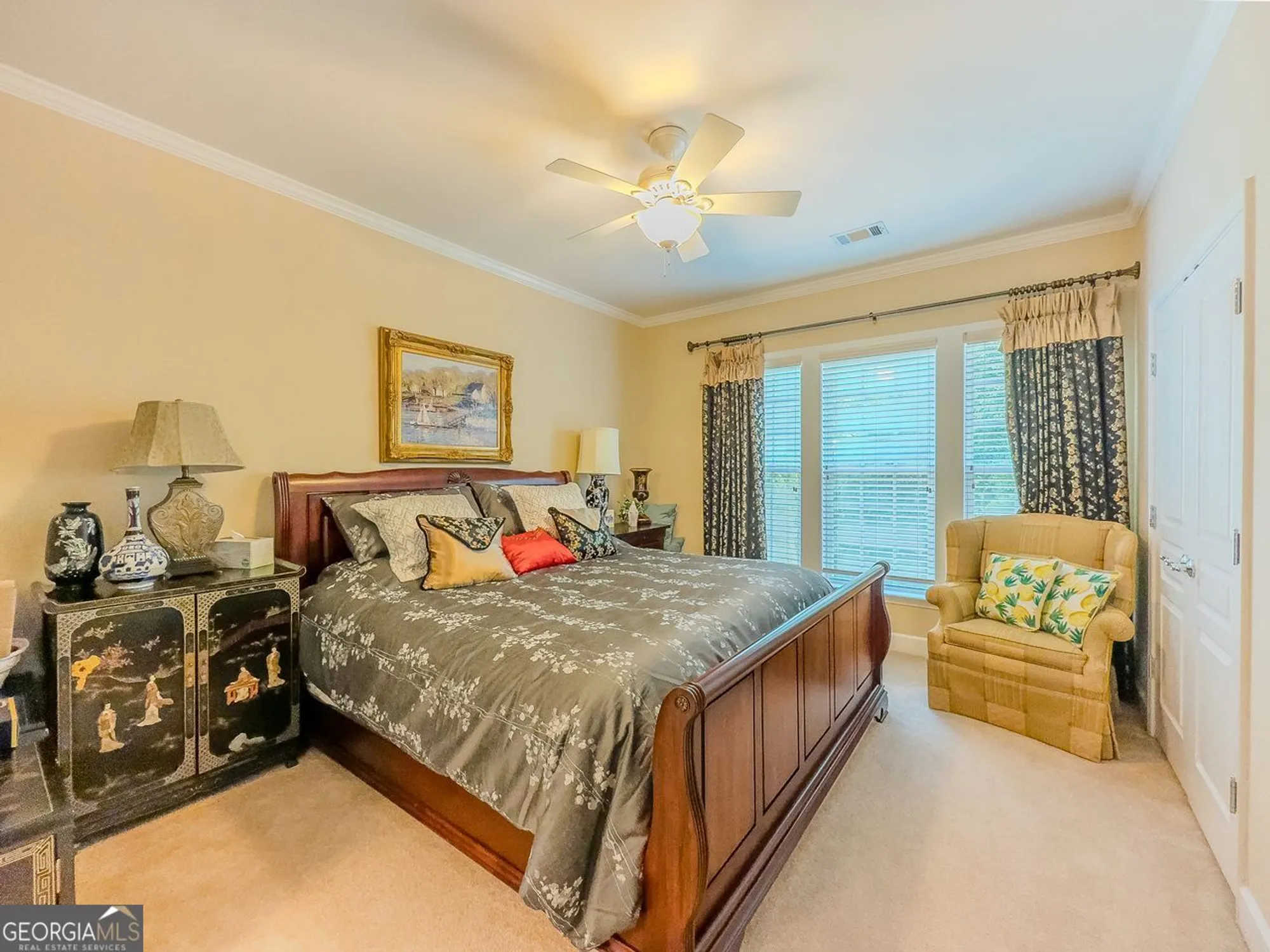 Property Slideshow image 22 of 46 | 6416 hickory springs cir, Hoschton, GA, 30548