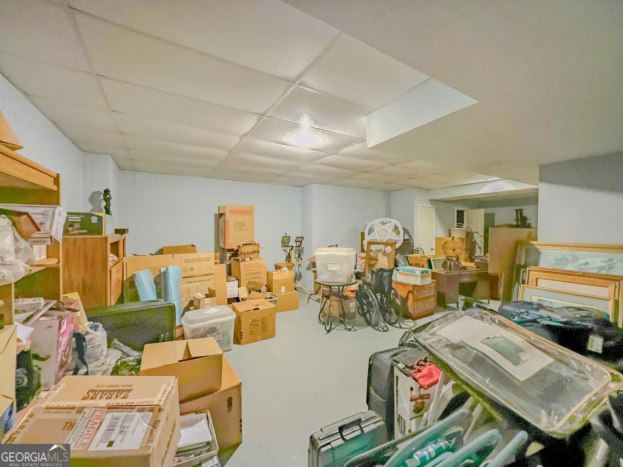 Property Slideshow image 32 of 46 | 6416 hickory springs cir, Hoschton, GA, 30548