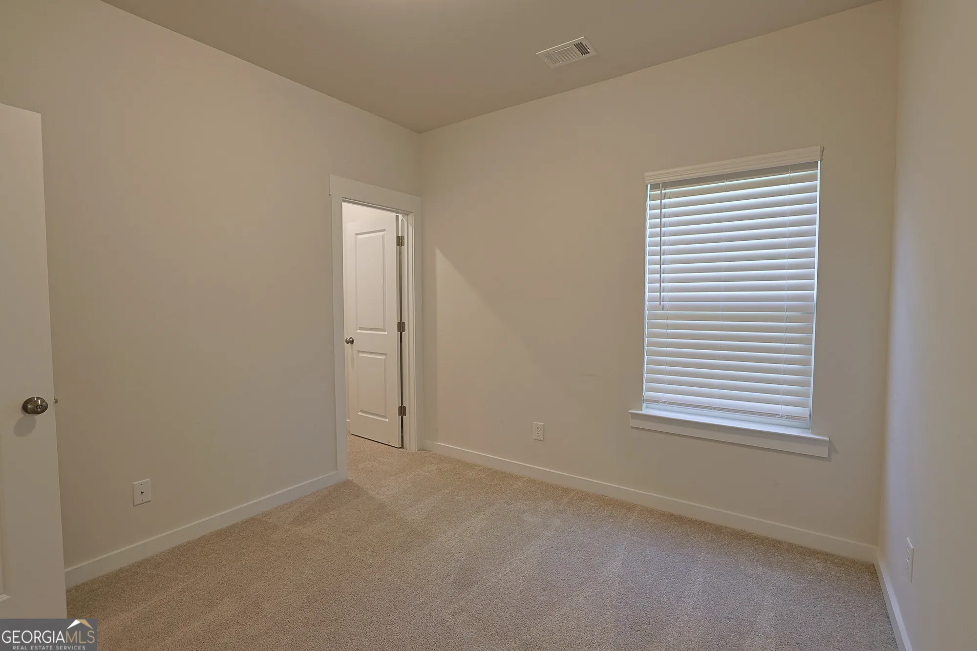Property Slideshow image 39 of 61 | 2927 rambler dr, Loganville, GA, 30052