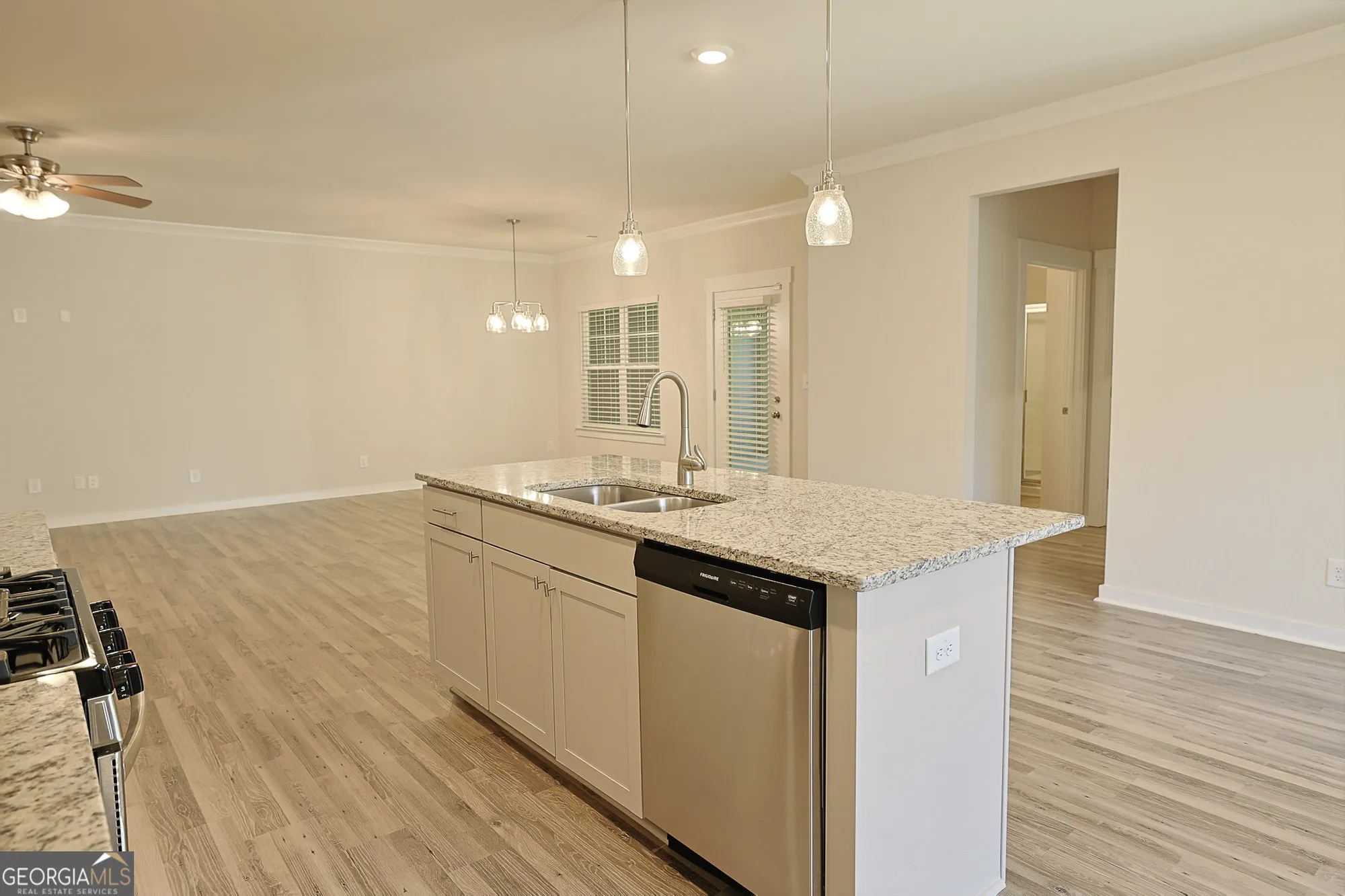 Property Slideshow image 17 of 61 | 2927 rambler dr, Loganville, GA, 30052