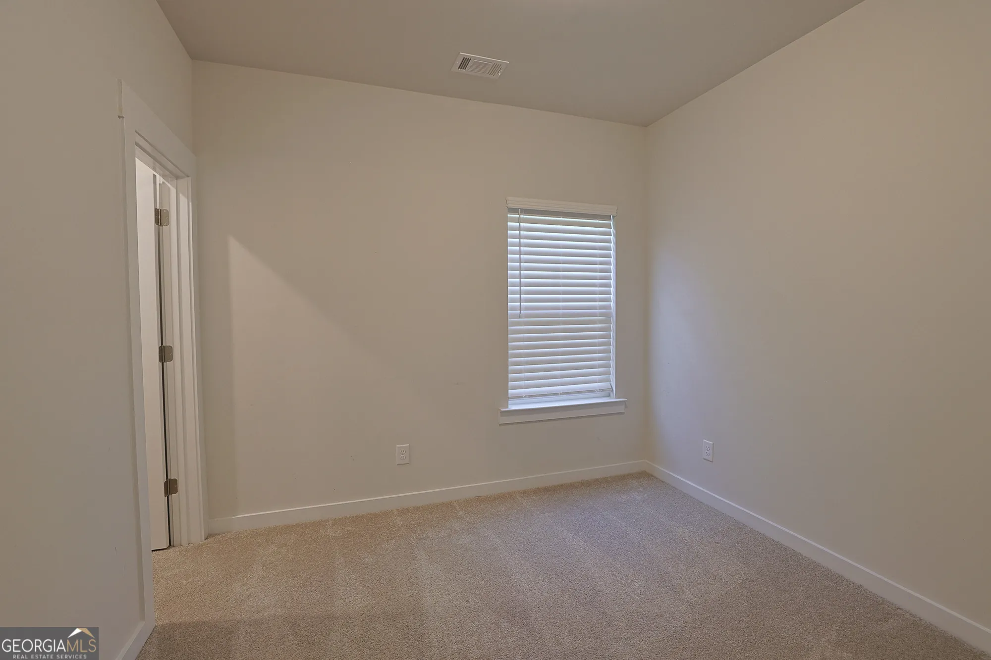 Property Slideshow image 38 of 61 | 2927 rambler dr, Loganville, GA, 30052