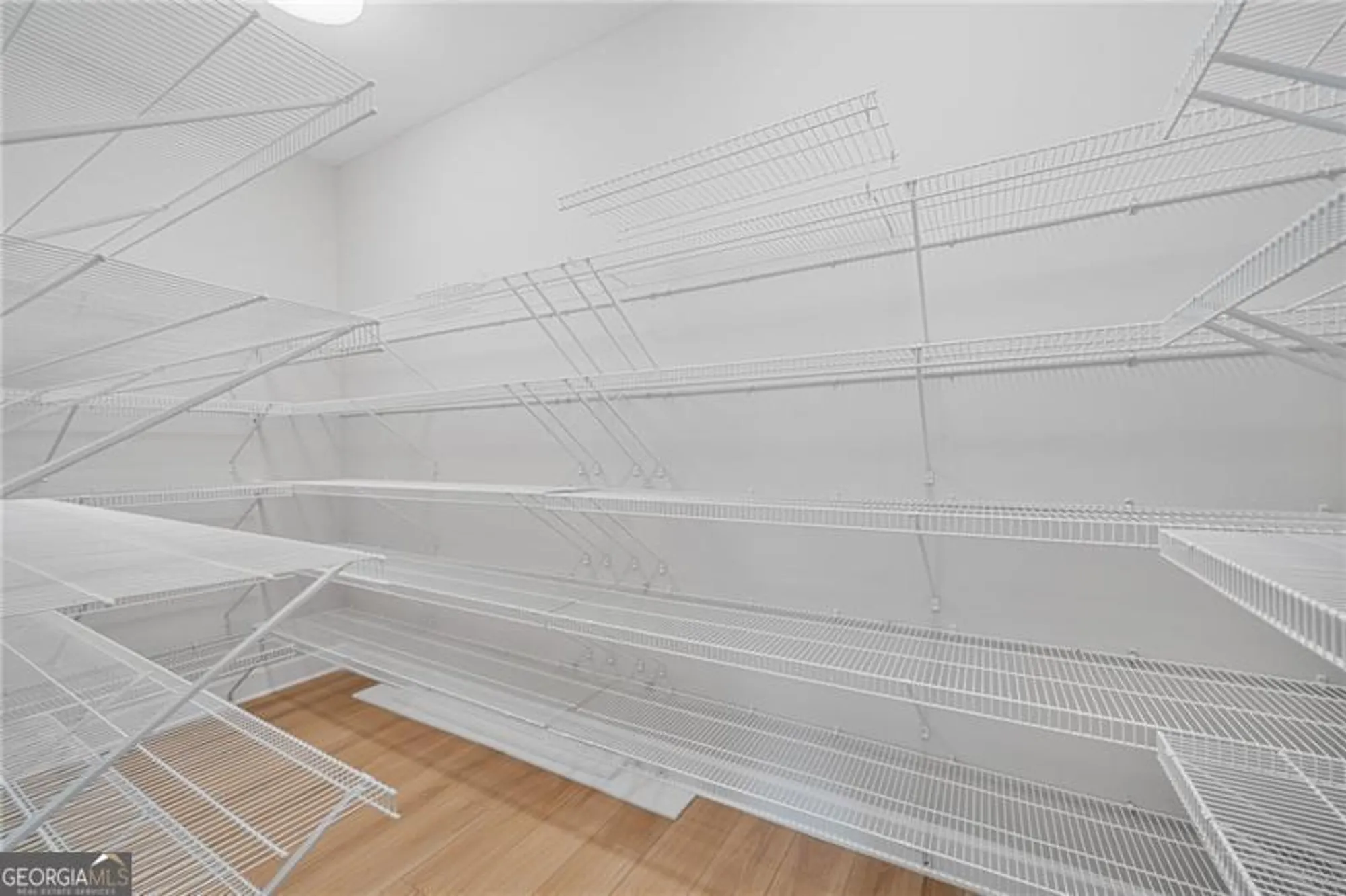 Property Slideshow image 18 of 57 | 272 silver ct, Hoschton, GA, 30548