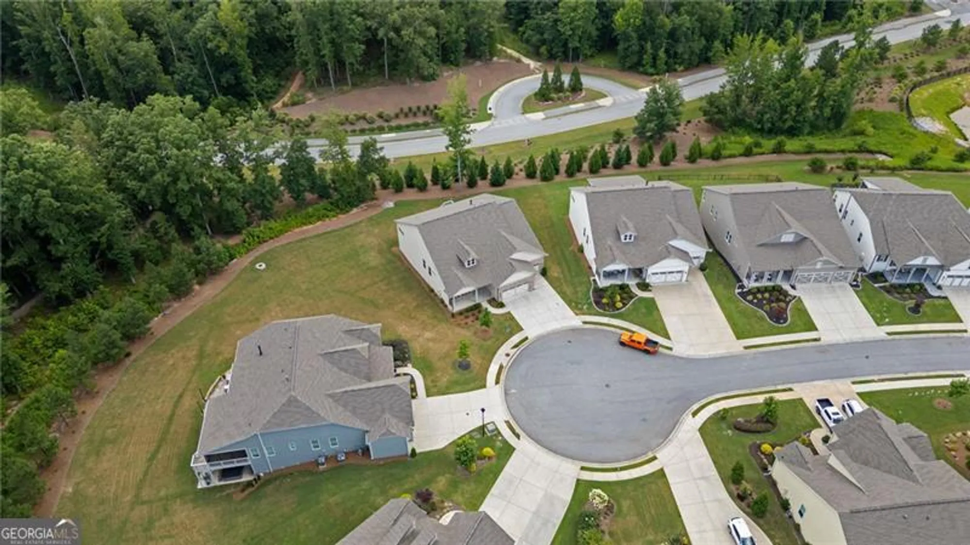 Property Slideshow image 48 of 57 | 272 silver ct, Hoschton, GA, 30548