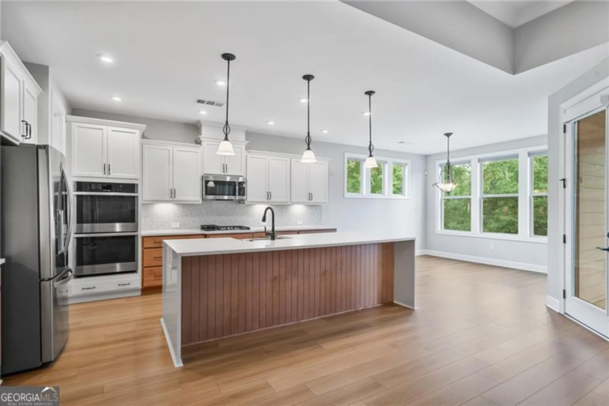 Property Slideshow image 4 of 57 | 272 silver ct, Hoschton, GA, 30548