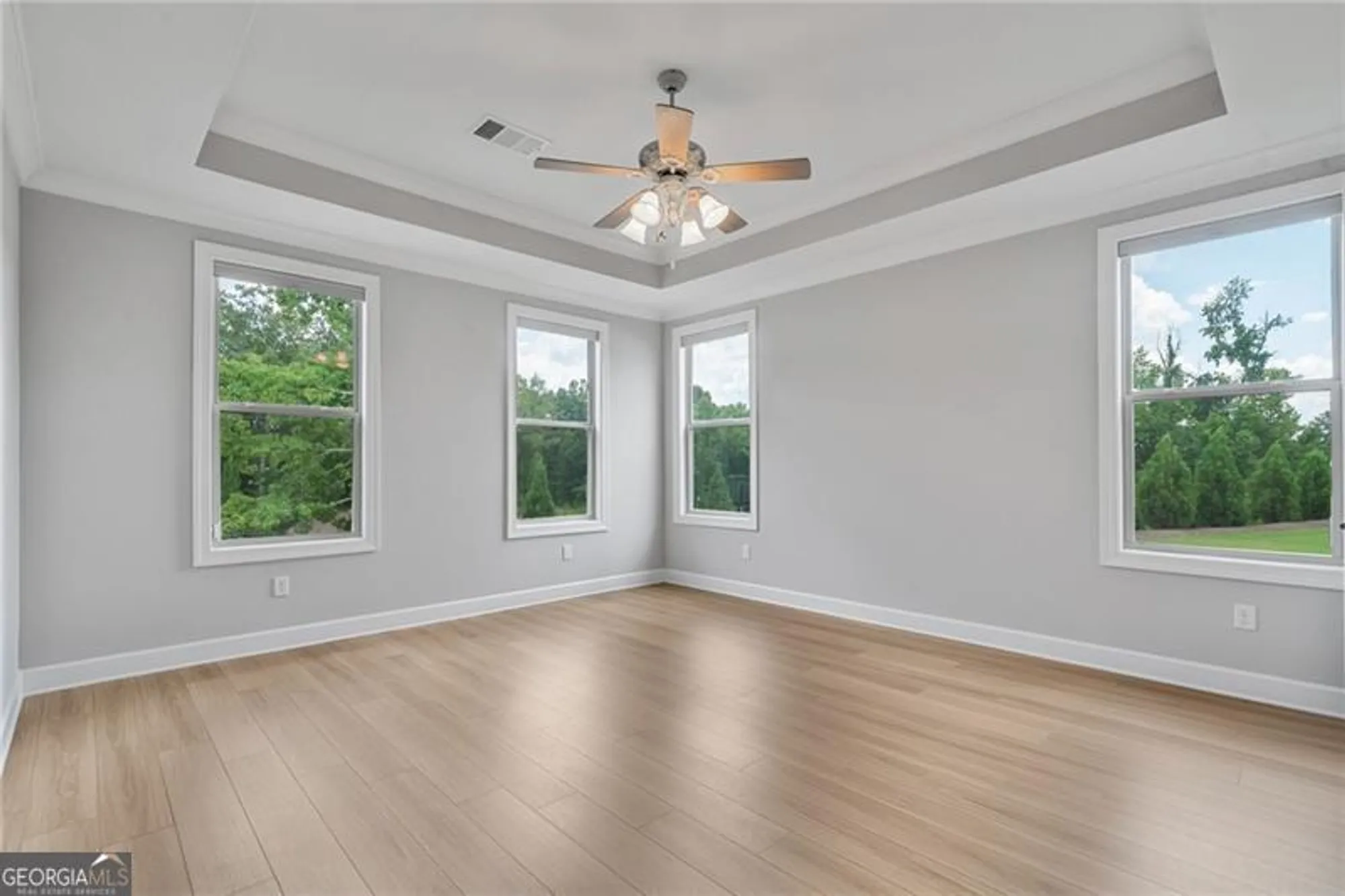 Property Slideshow image 21 of 57 | 272 silver ct, Hoschton, GA, 30548