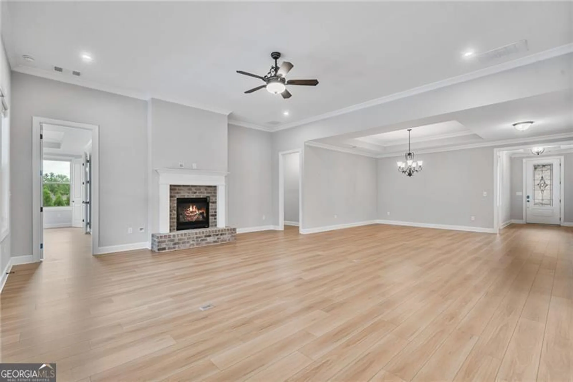 Property Slideshow image 12 of 57 | 272 silver ct, Hoschton, GA, 30548