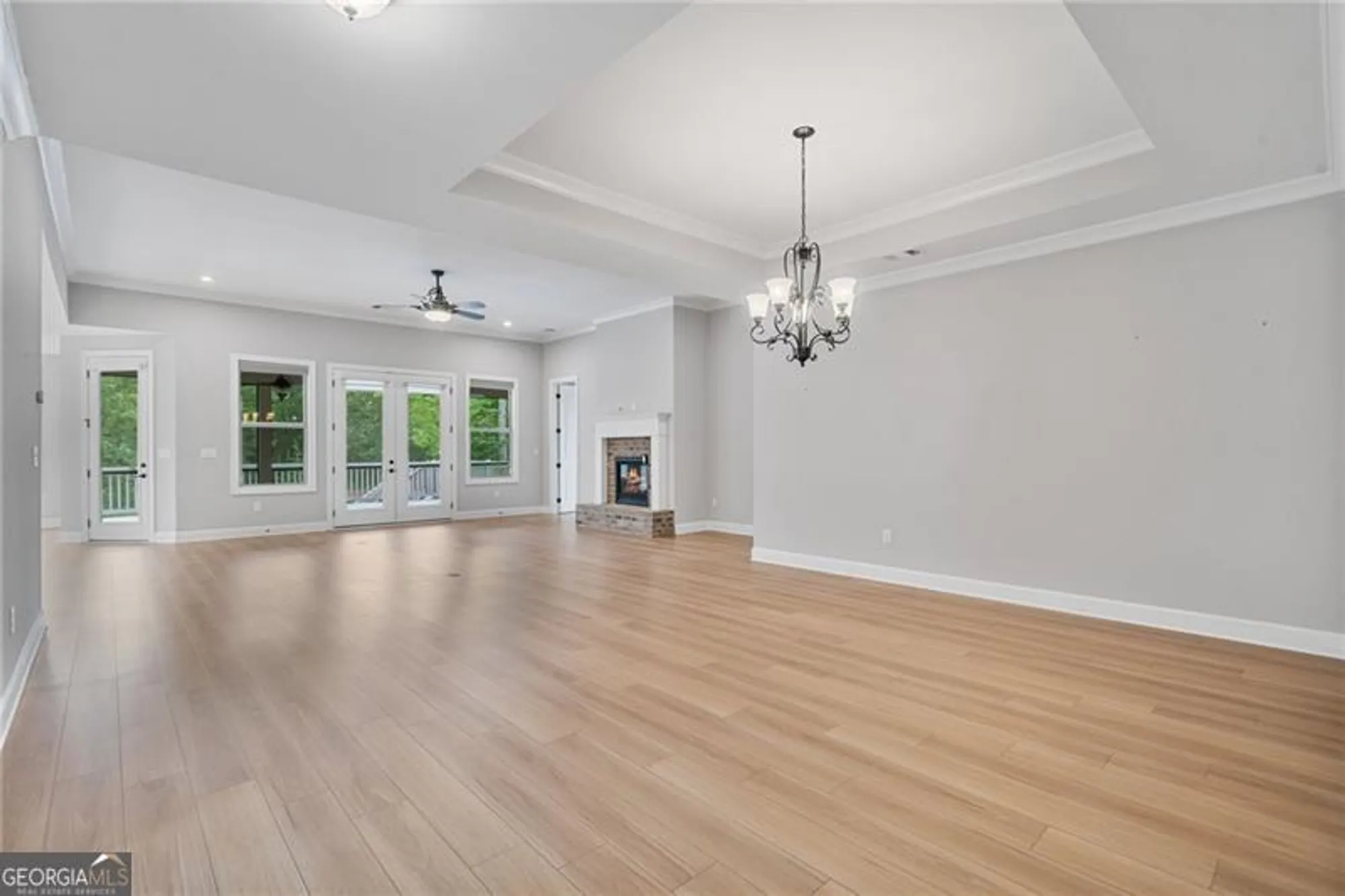 Property Slideshow image 9 of 57 | 272 silver ct, Hoschton, GA, 30548