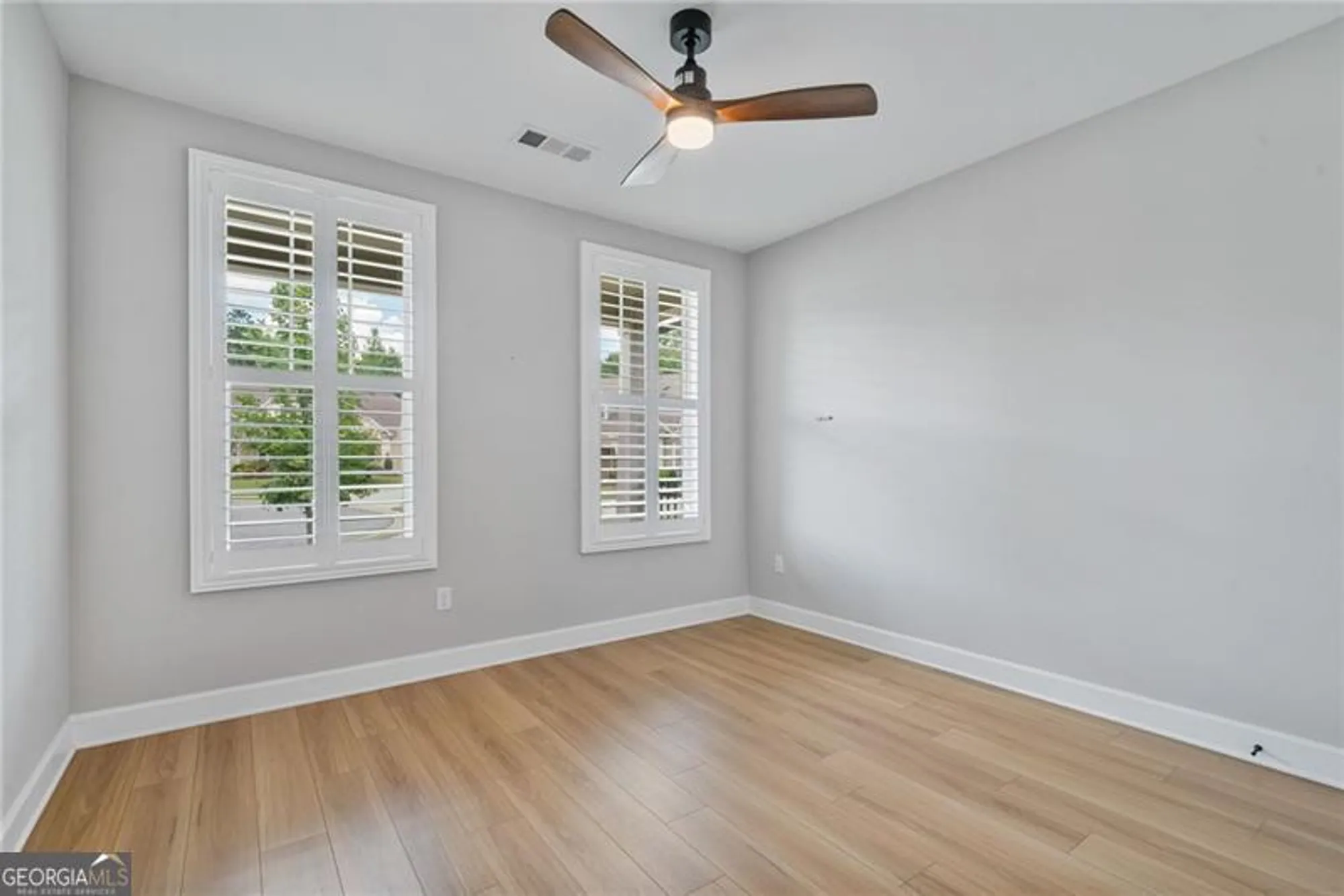 Property Slideshow image 30 of 57 | 272 silver ct, Hoschton, GA, 30548