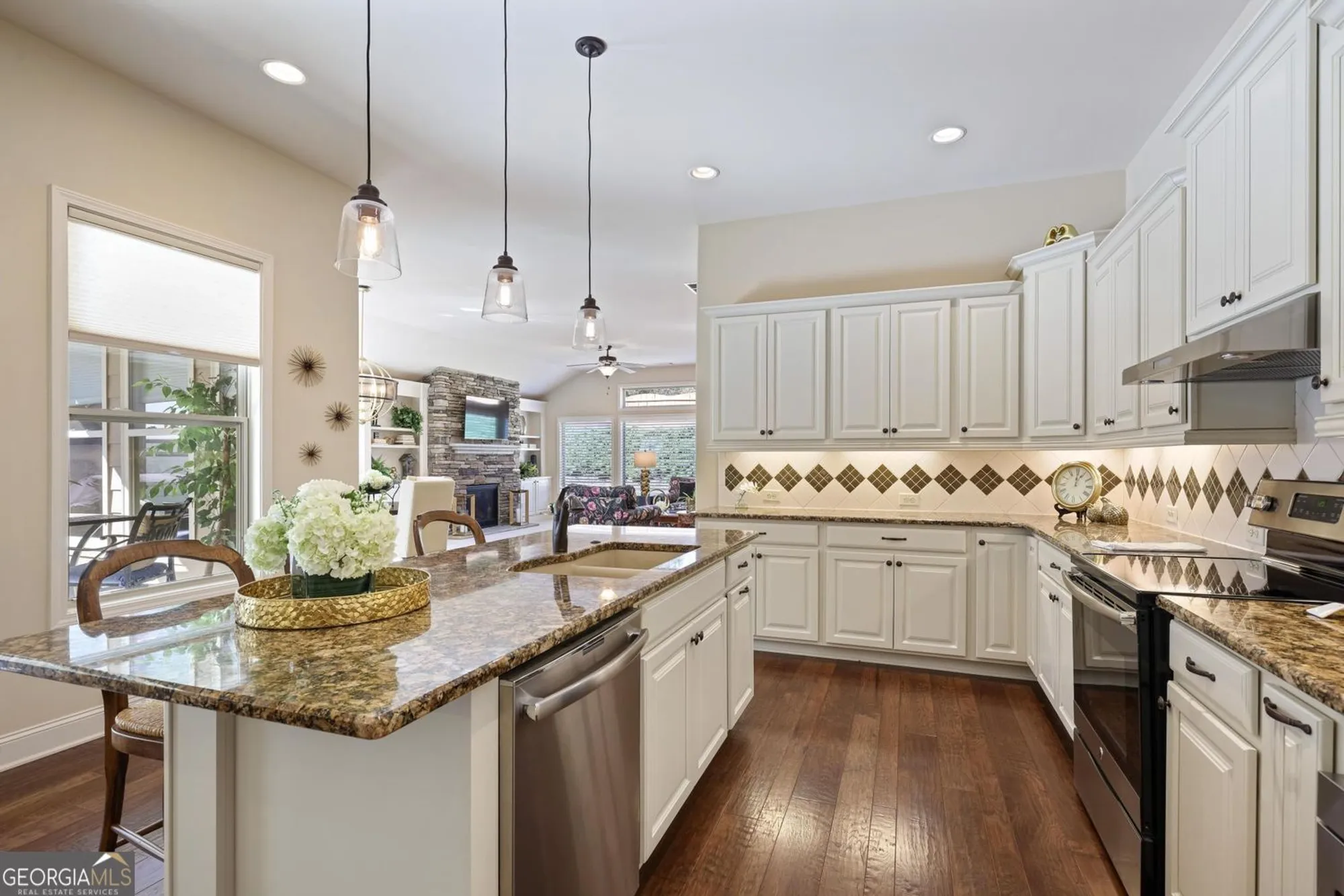 Property Slideshow image 11 of 27 | 1858 skylark xing, Powder Springs, GA, 30127