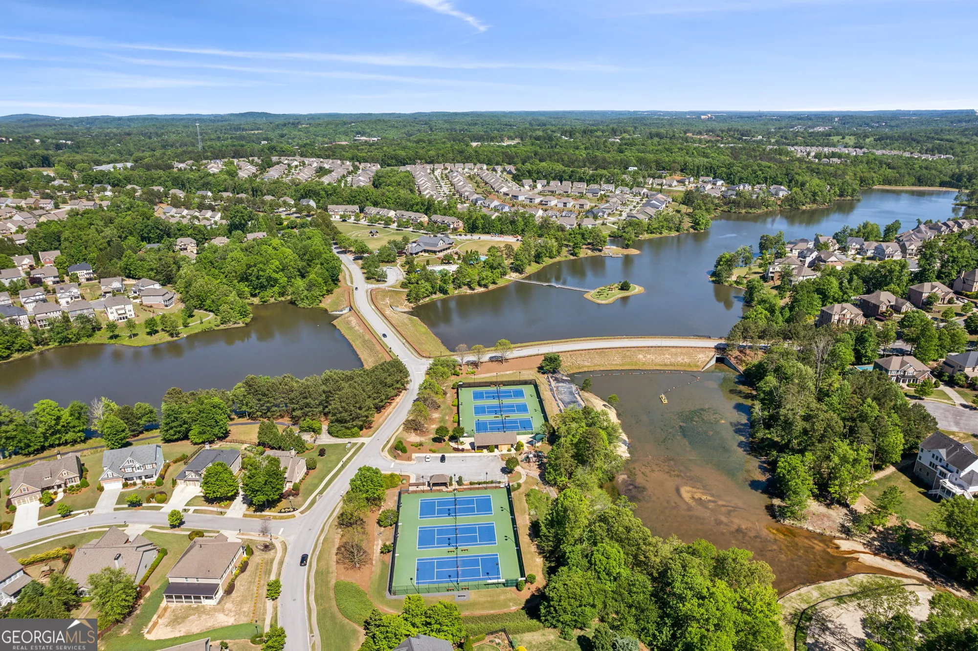 Property Slideshow image 49 of 70 | 7080 cottage grove dr, Flowery Branch, GA, 30542