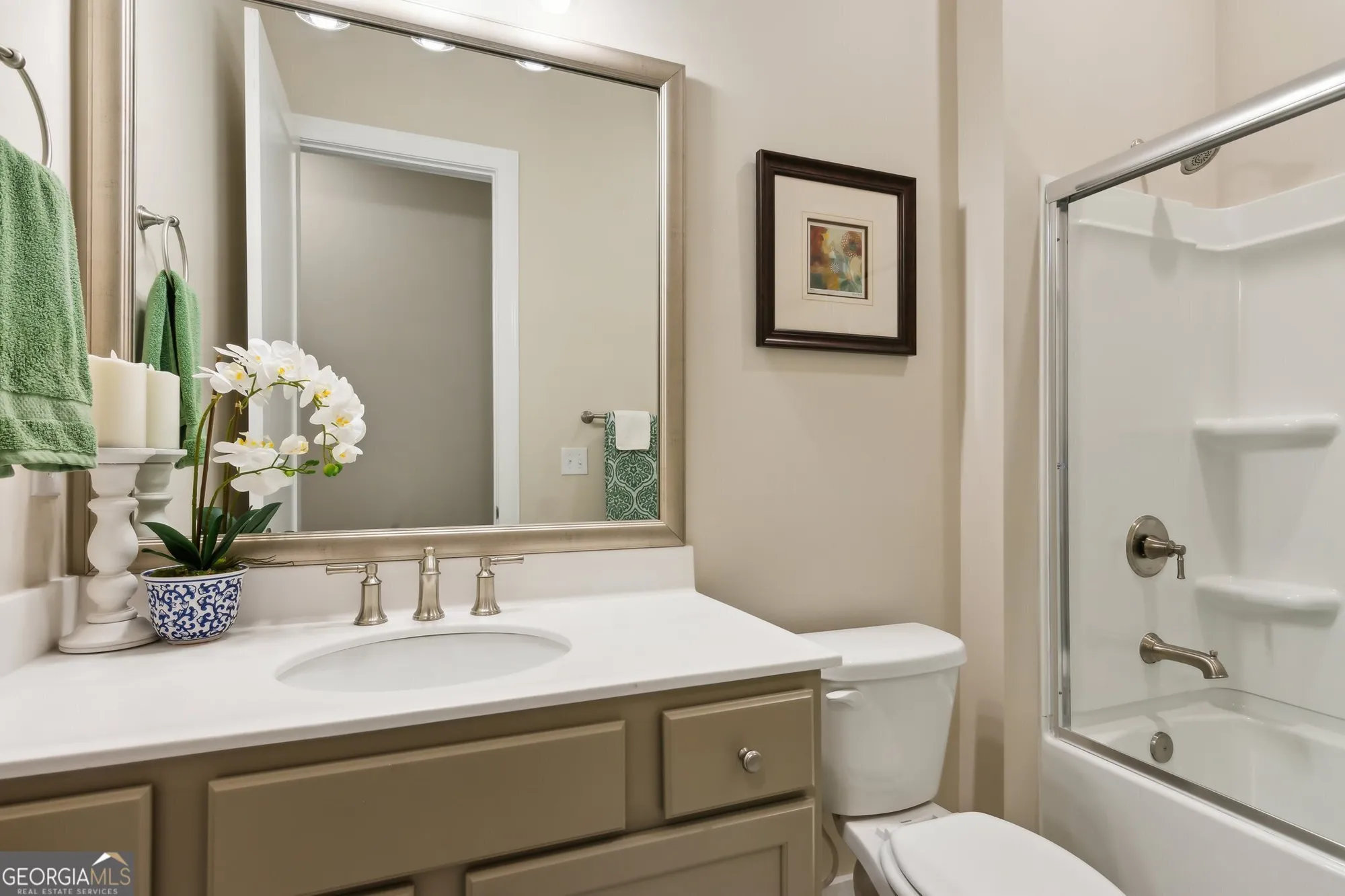 Property Slideshow image 31 of 70 | 7080 cottage grove dr, Flowery Branch, GA, 30542