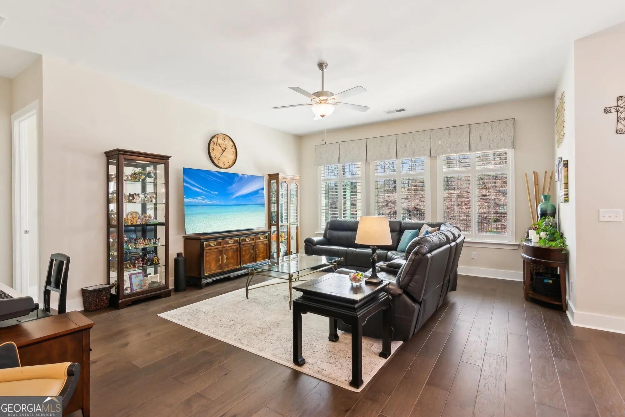 Property Slideshow image 21 of 70 | 7080 cottage grove dr, Flowery Branch, GA, 30542