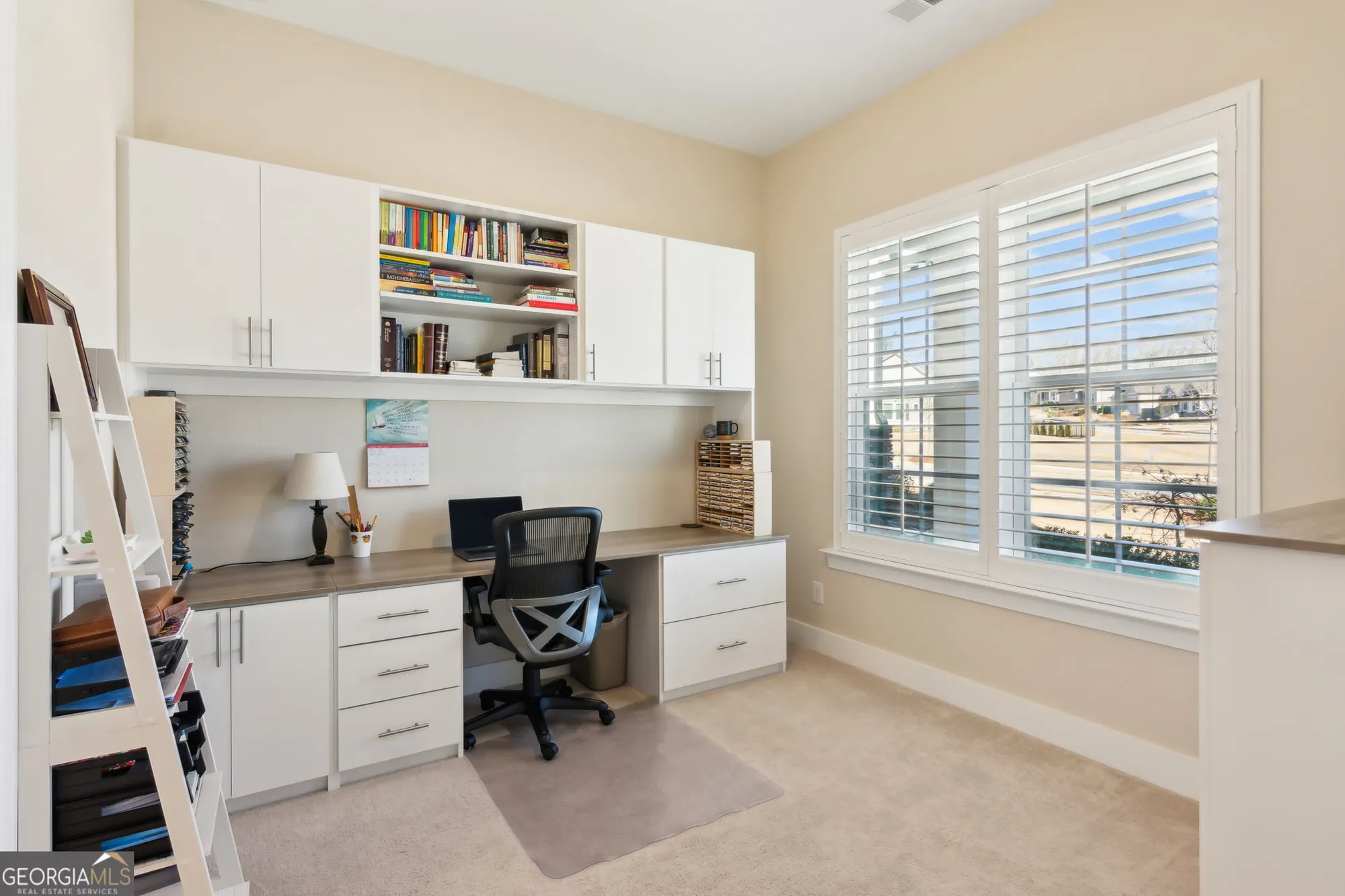 Property Slideshow image 32 of 70 | 7080 cottage grove dr, Flowery Branch, GA, 30542