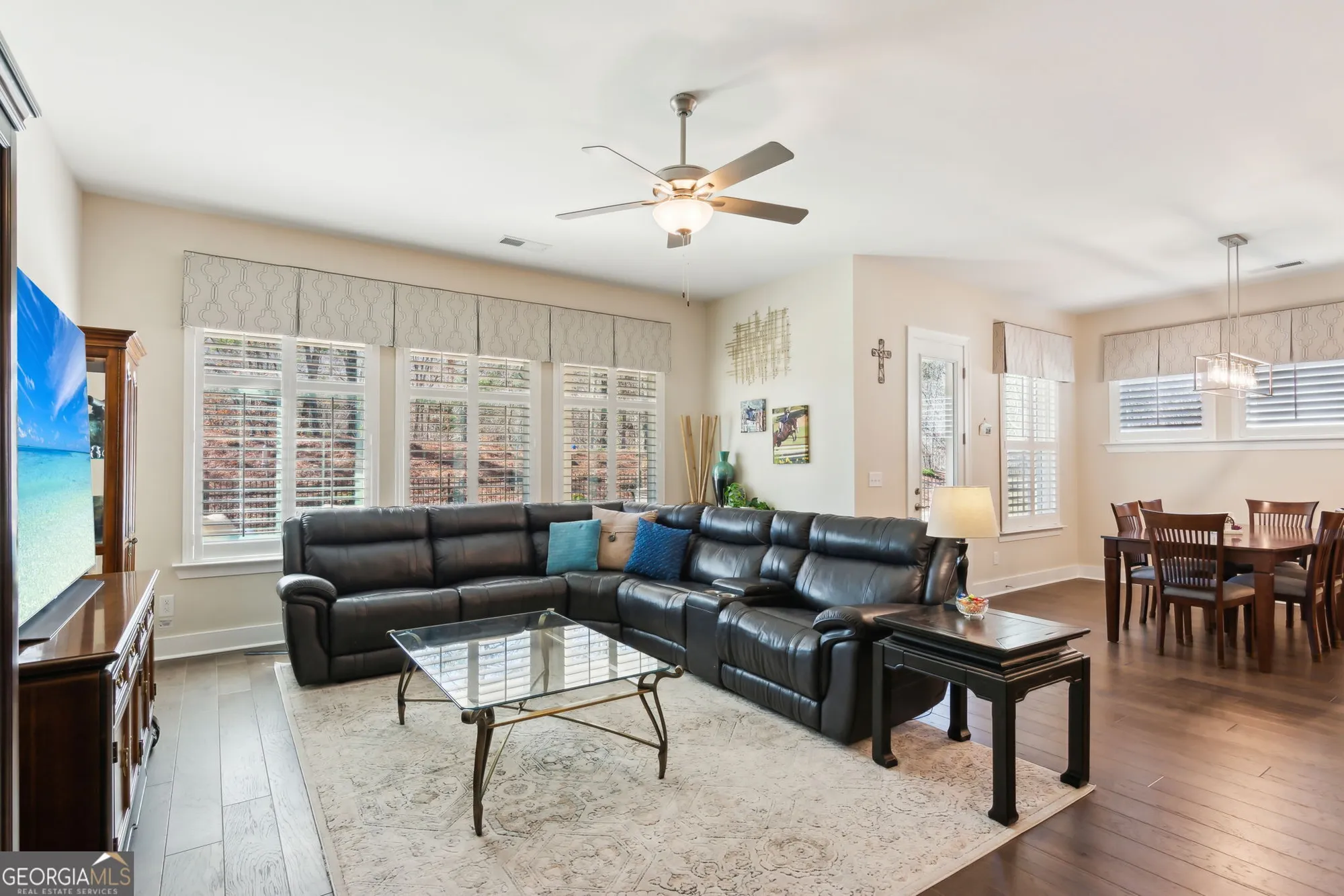 Property Slideshow image 20 of 70 | 7080 cottage grove dr, Flowery Branch, GA, 30542