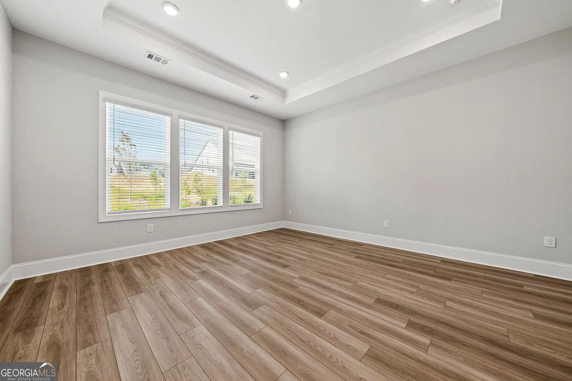 Property Slideshow image 12 of 40 | 96 ballyfin way, Newnan, GA, 30263