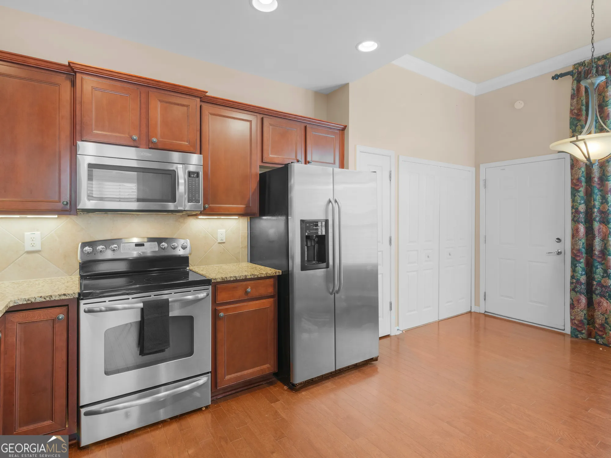 Property Slideshow image 14 of 69 | 130 magic lily dr, Griffin, GA, 30223