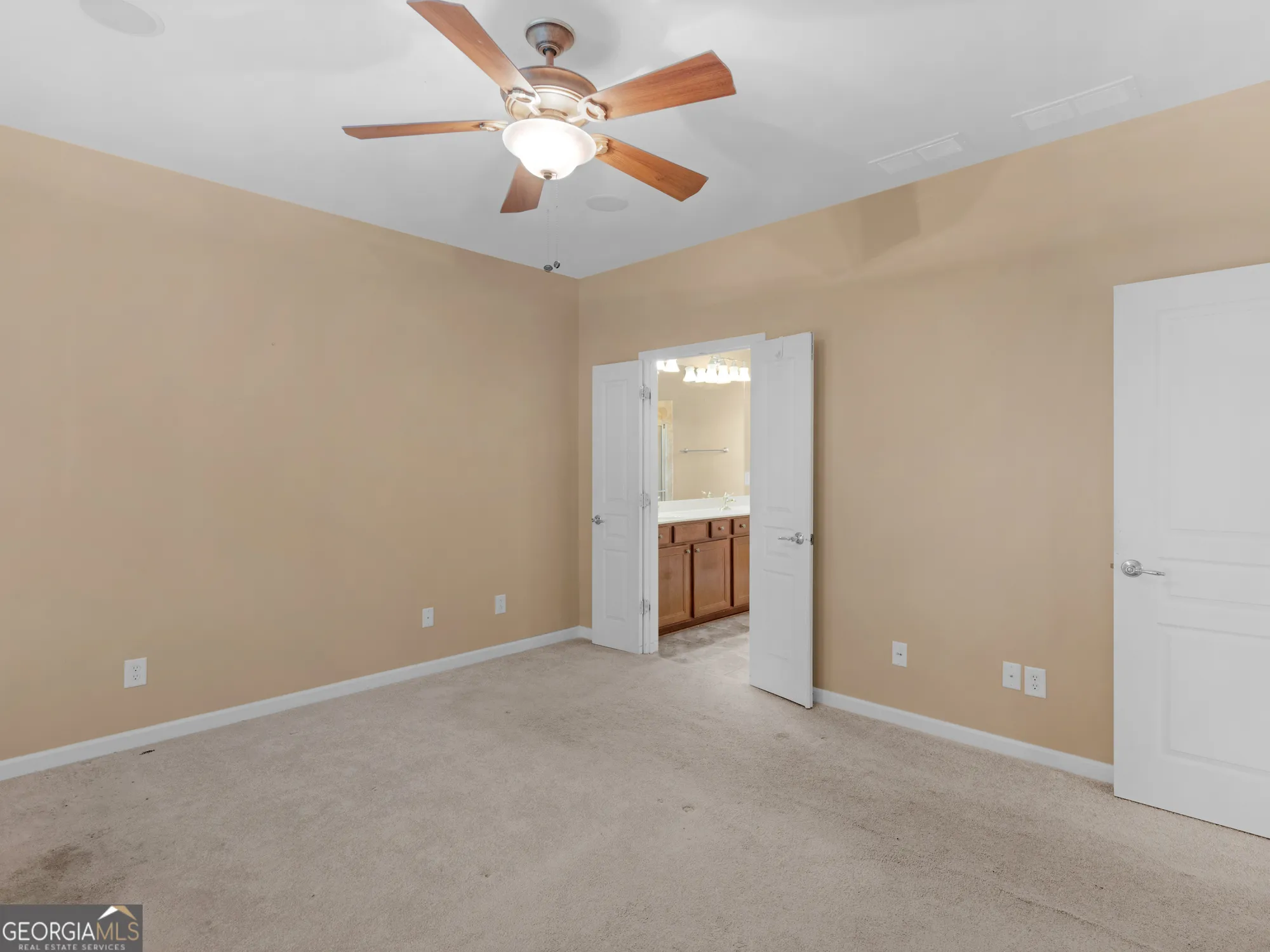 Property Slideshow image 45 of 69 | 130 magic lily dr, Griffin, GA, 30223