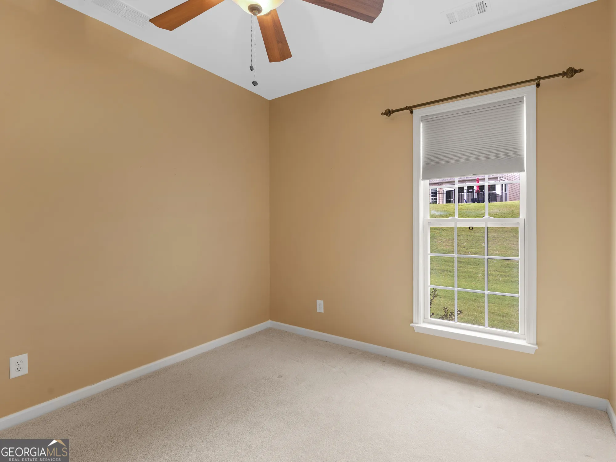 Property Slideshow image 54 of 69 | 130 magic lily dr, Griffin, GA, 30223
