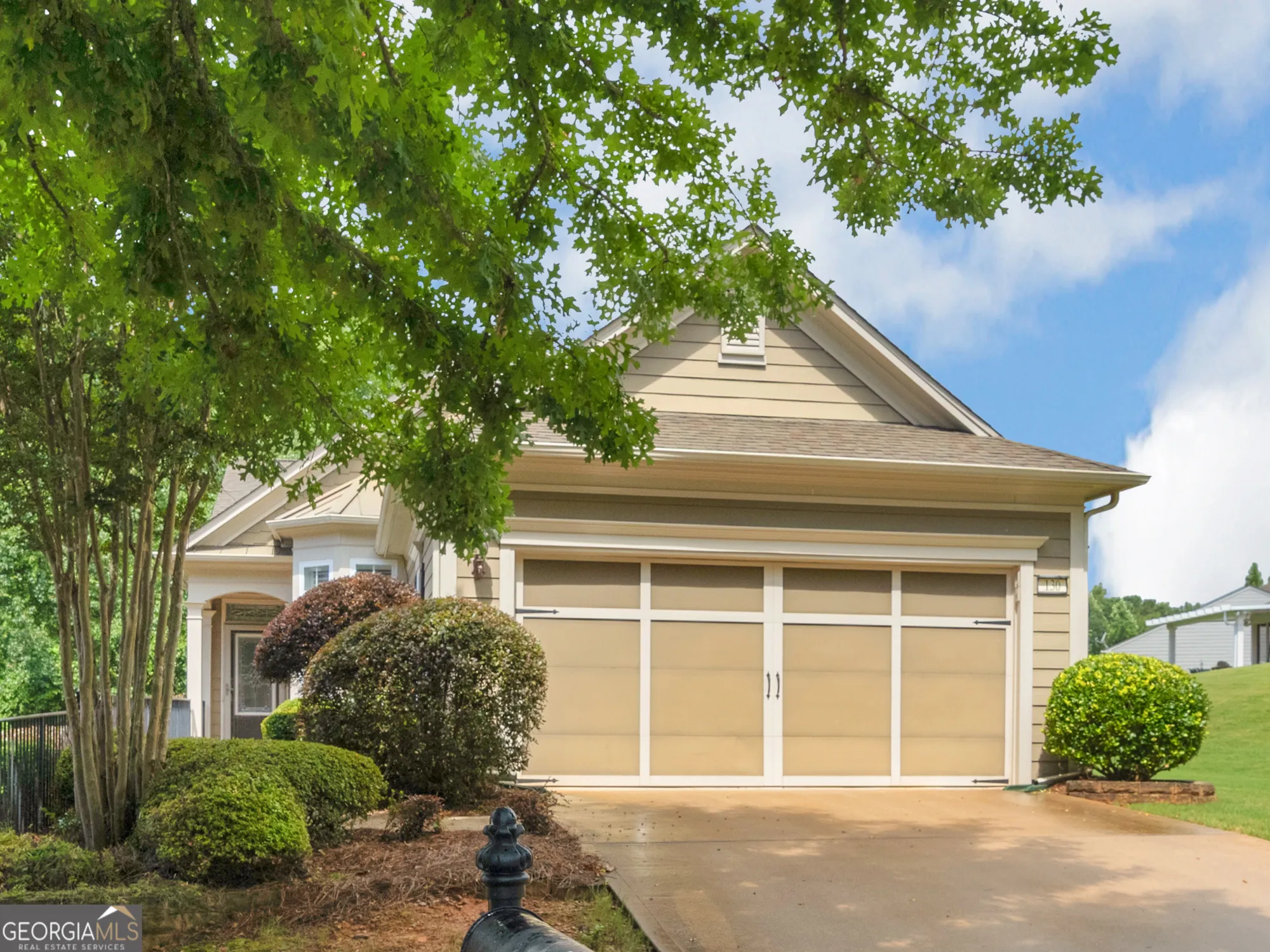 Property Slideshow image 2 of 69 | 130 magic lily dr, Griffin, GA, 30223