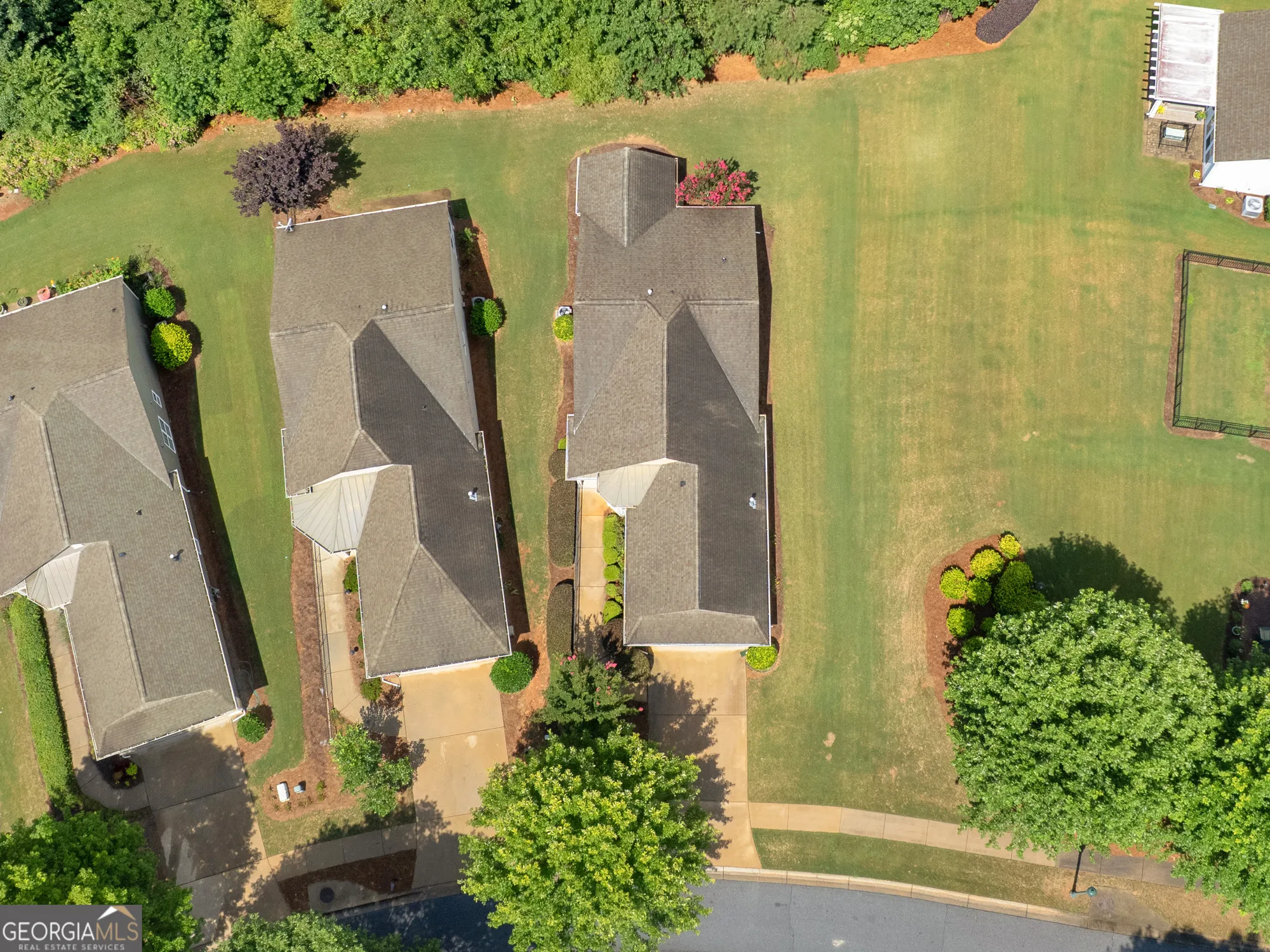 Property Slideshow image 6 of 69 | 130 magic lily dr, Griffin, GA, 30223