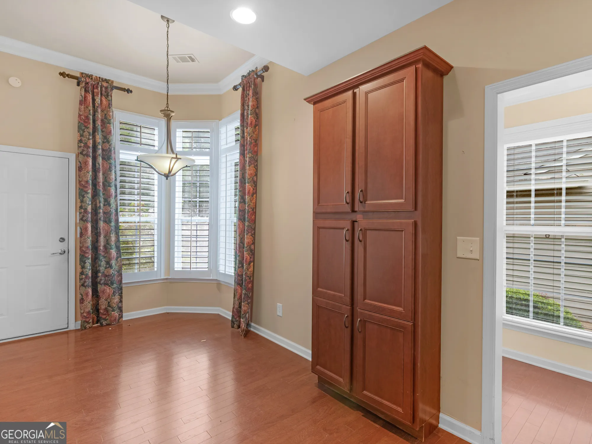 Property Slideshow image 17 of 69 | 130 magic lily dr, Griffin, GA, 30223